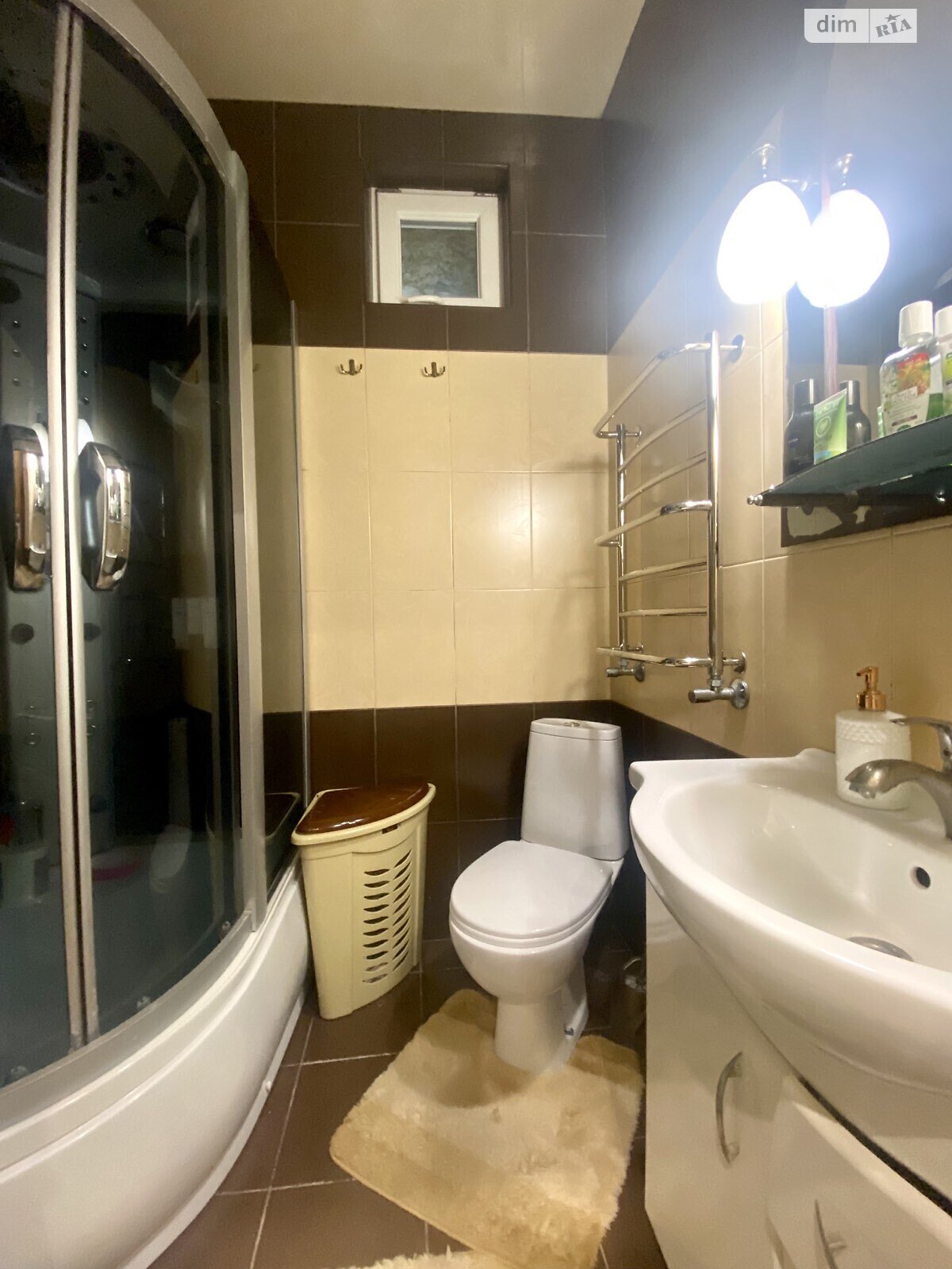 однокімнатна квартира в Одесі, район Приморський, на пл. Соборна в довготривалу оренду помісячно фото 1