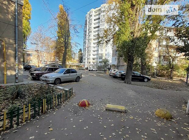 однокімнатна квартира з меблями в Одесі, район Приморський, на вул. Середньофонтанська 30/1 в довготривалу оренду помісячно фото 1 однокімнатна квартира з меблями в Одесі, район Приморський, на вул. Середньофонтанська 30/1 в довготривалу оренду помісячно фото 1