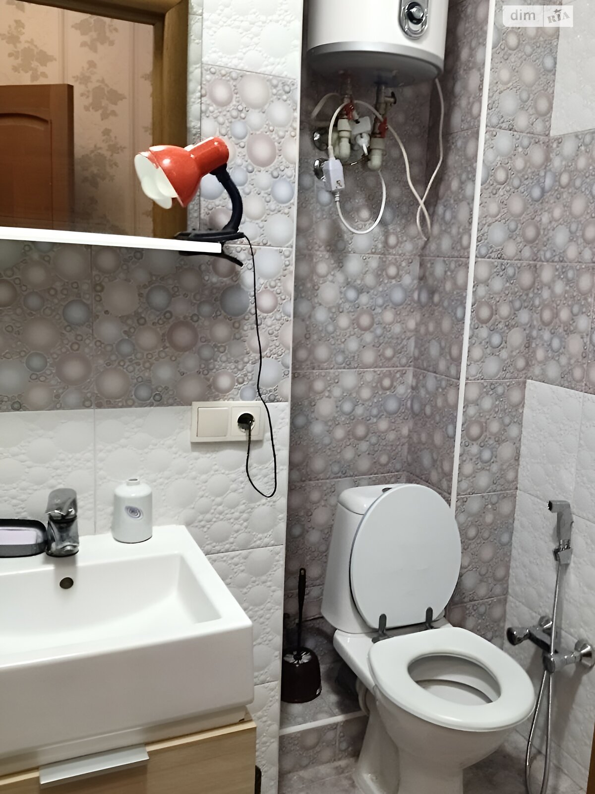 однокомнатная квартира в Одессе, район Приморский, на ул. Среднефонтанская 19А в аренду на долгий срок помесячно фото 1 однокомнатная квартира в Одессе, район Приморский, на ул. Среднефонтанская 19А в аренду на долгий срок помесячно фото 1