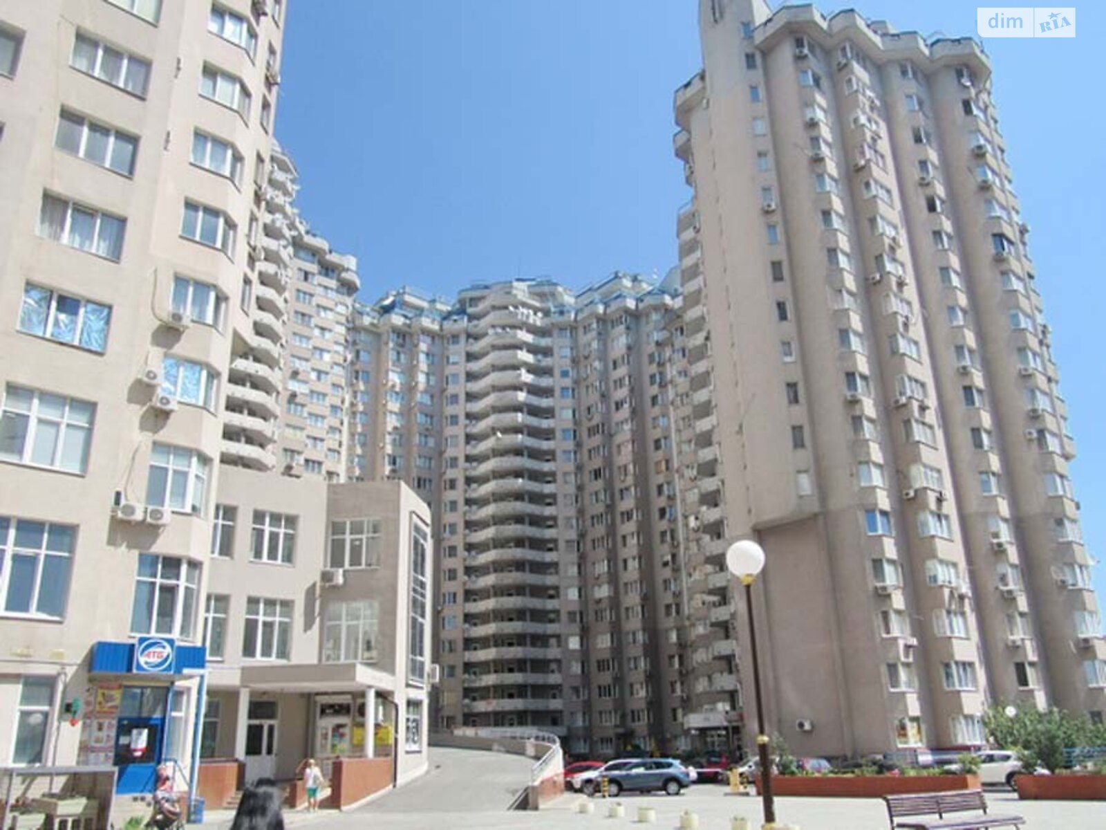 двокімнатна квартира в Одесі, район Приморський, на вул. Середньофонтанська 19А в довготривалу оренду помісячно фото 1 двокімнатна квартира в Одесі, район Приморський, на вул. Середньофонтанська 19А в довготривалу оренду помісячно фото 1