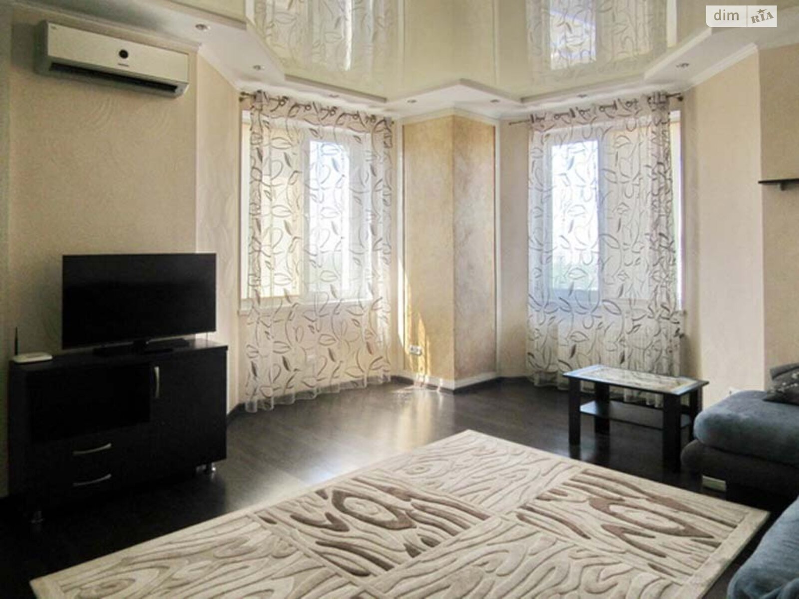 двокімнатна квартира в Одесі, район Приморський, на вул. Середньофонтанська 19А в довготривалу оренду помісячно фото 1 двокімнатна квартира в Одесі, район Приморський, на вул. Середньофонтанська 19А в довготривалу оренду помісячно фото 1