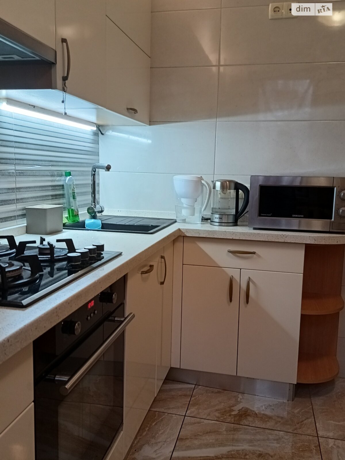 двокімнатна квартира в Одесі, район Приморський, на пров. Світлий 8 в довготривалу оренду помісячно фото 1