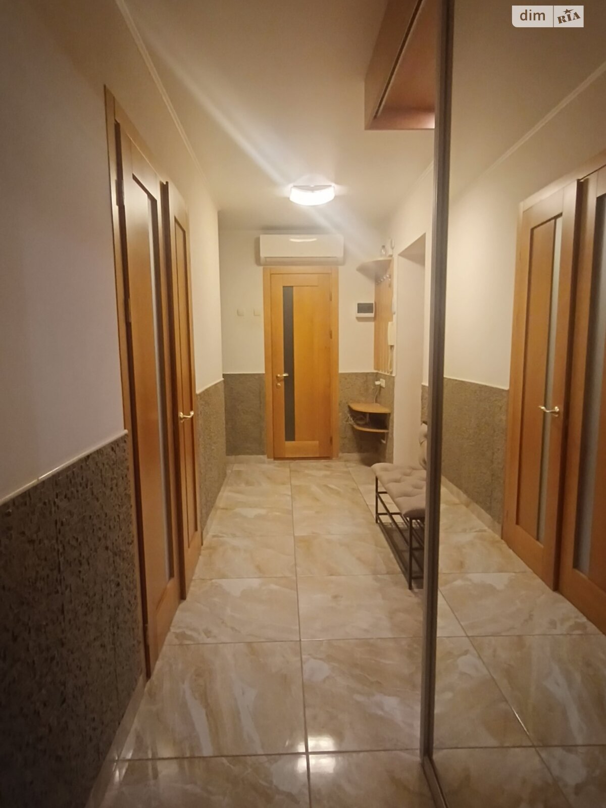 двокімнатна квартира в Одесі, район Приморський, на пров. Світлий 8 в довготривалу оренду помісячно фото 1