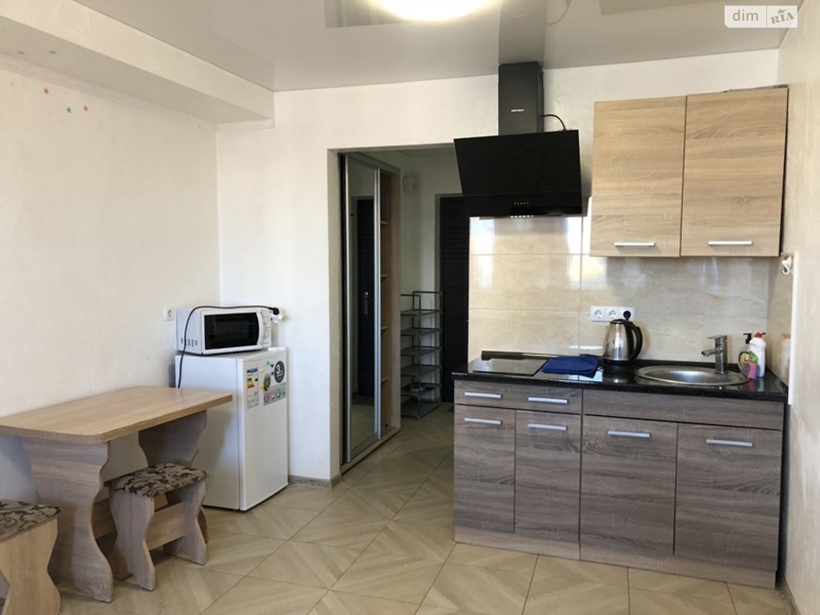 однокомнатная квартира в Одессе, район Приморский, на ул. Тираспольская 27/29 в аренду на долгий срок помесячно фото 1