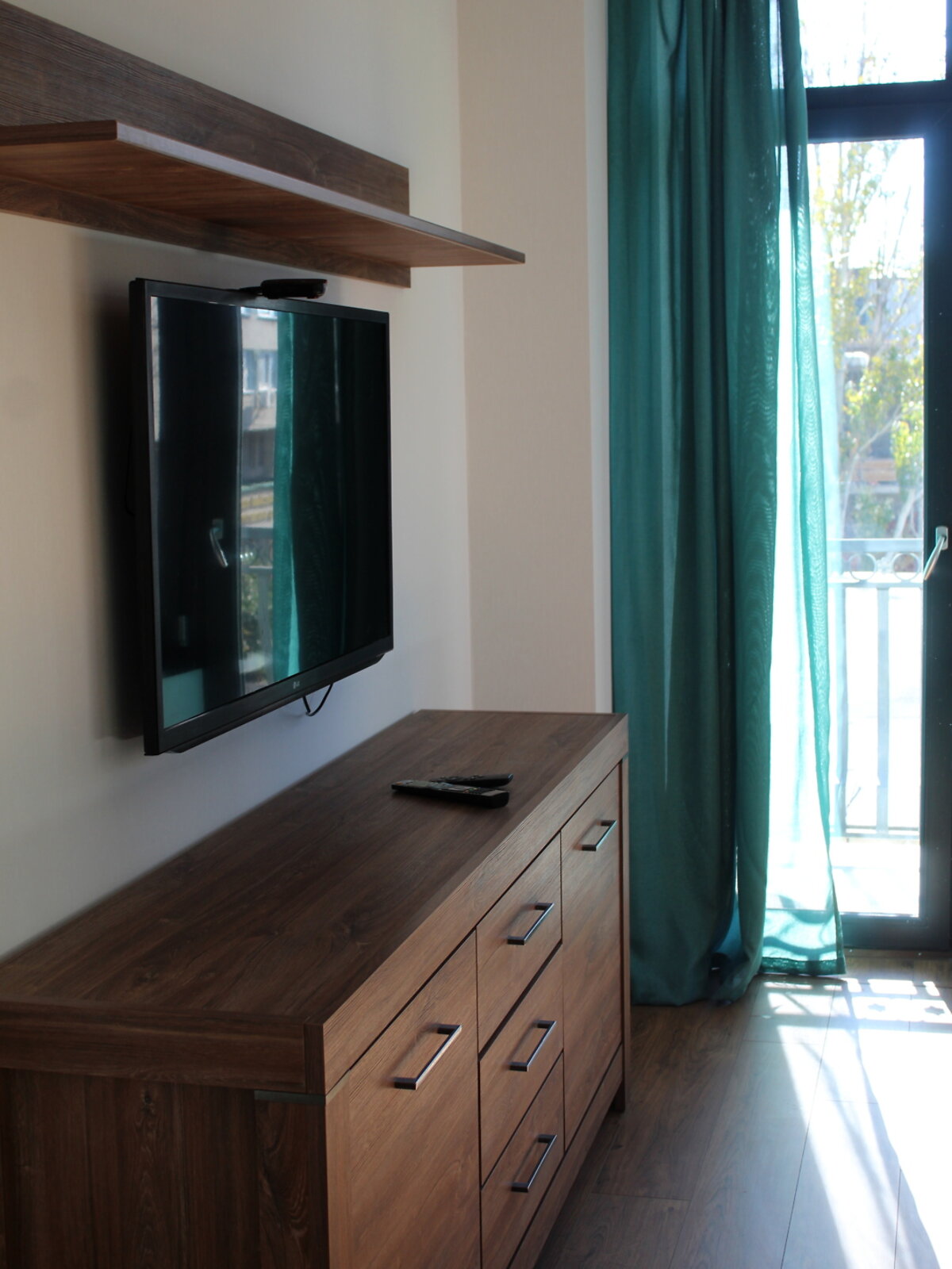 двухкомнатная квартира в Одессе, район Приморский, на пер. Успенский 11 в аренду на долгий срок помесячно фото 1