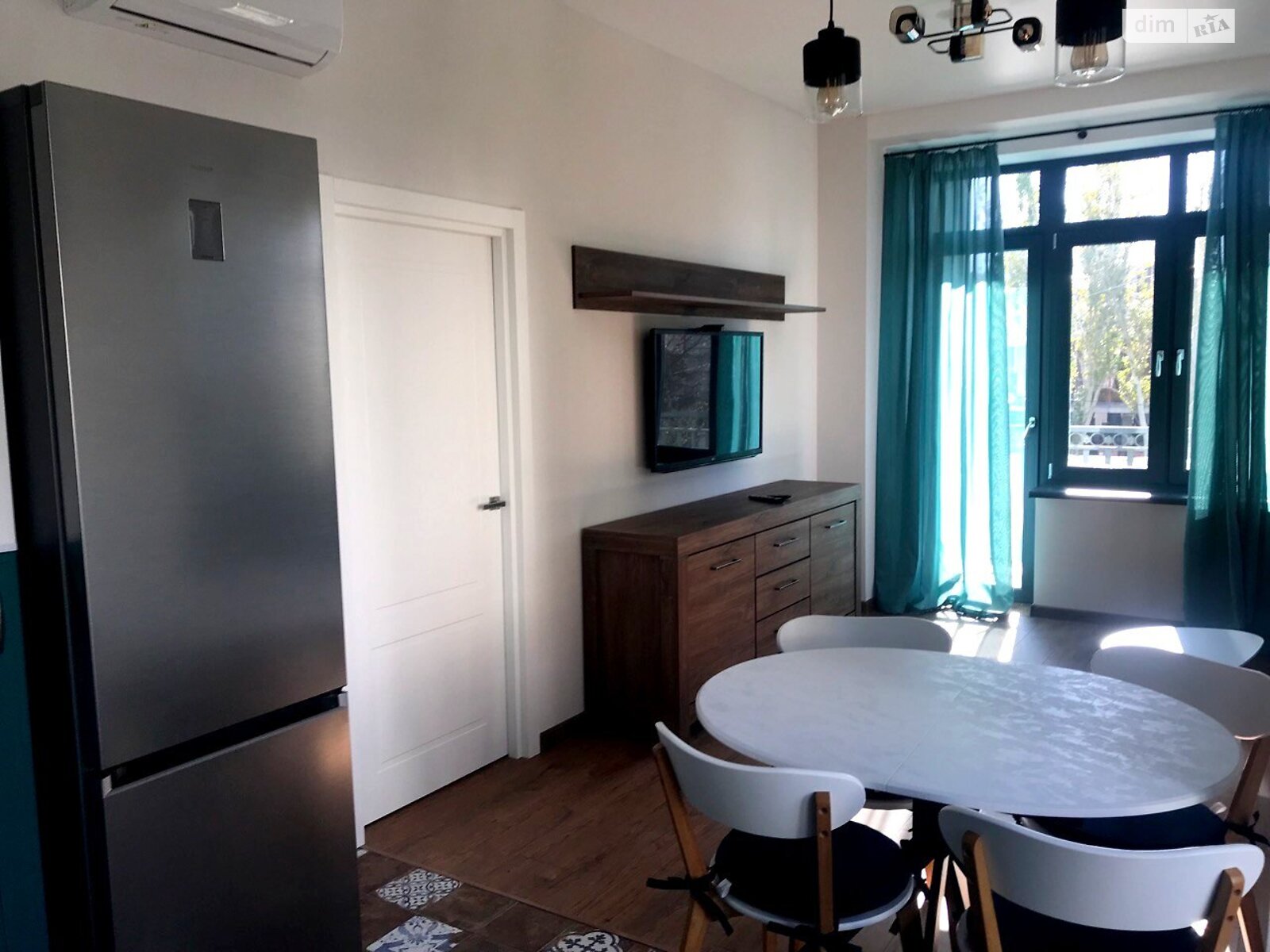 двухкомнатная квартира в Одессе, район Приморский, на пер. Успенский 11 в аренду на долгий срок помесячно фото 1