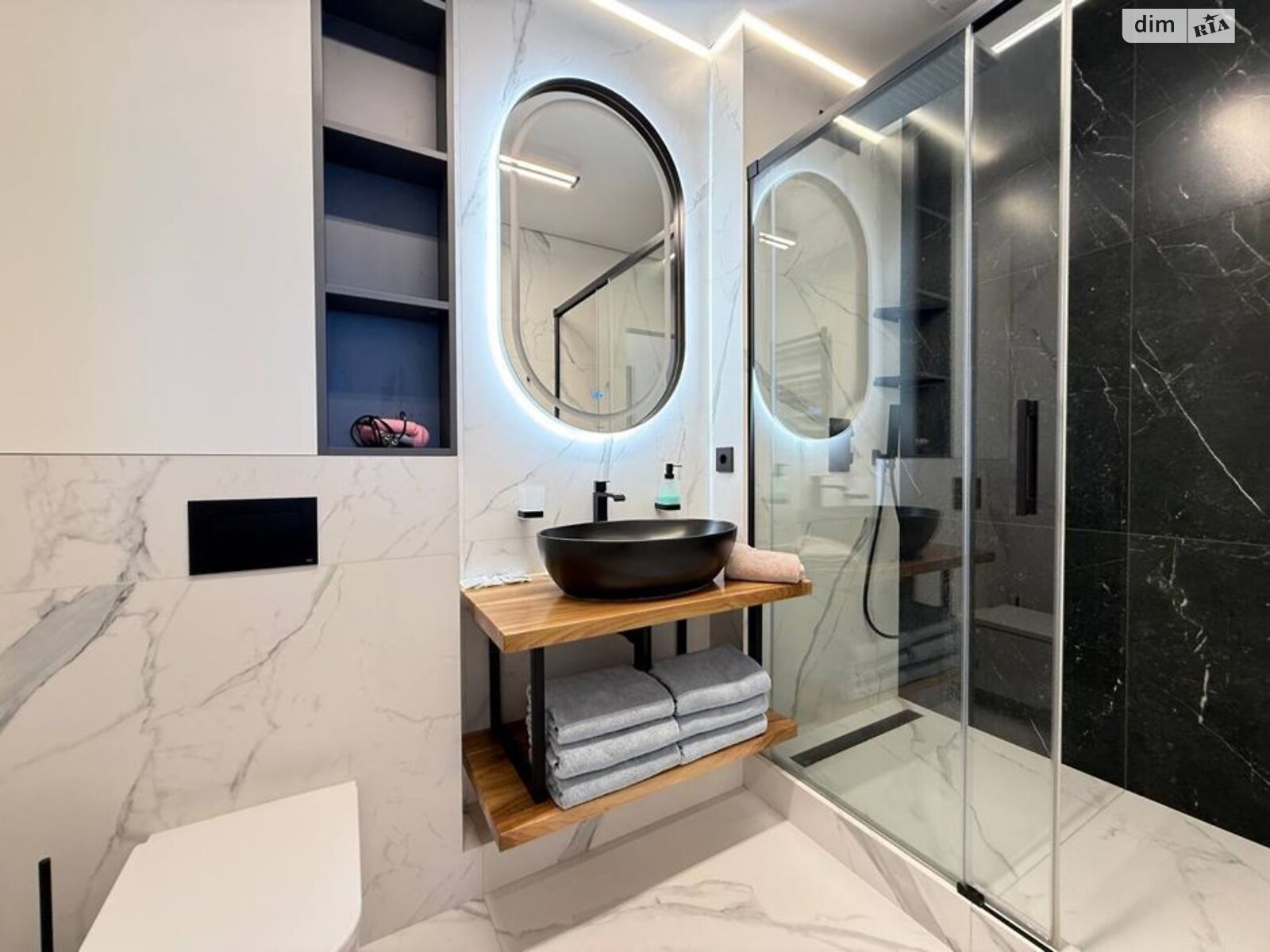 трикімнатна квартира в Одесі, район Приморський, на вул. Валерія Самофалова 16А/5 в довготривалу оренду помісячно фото 1