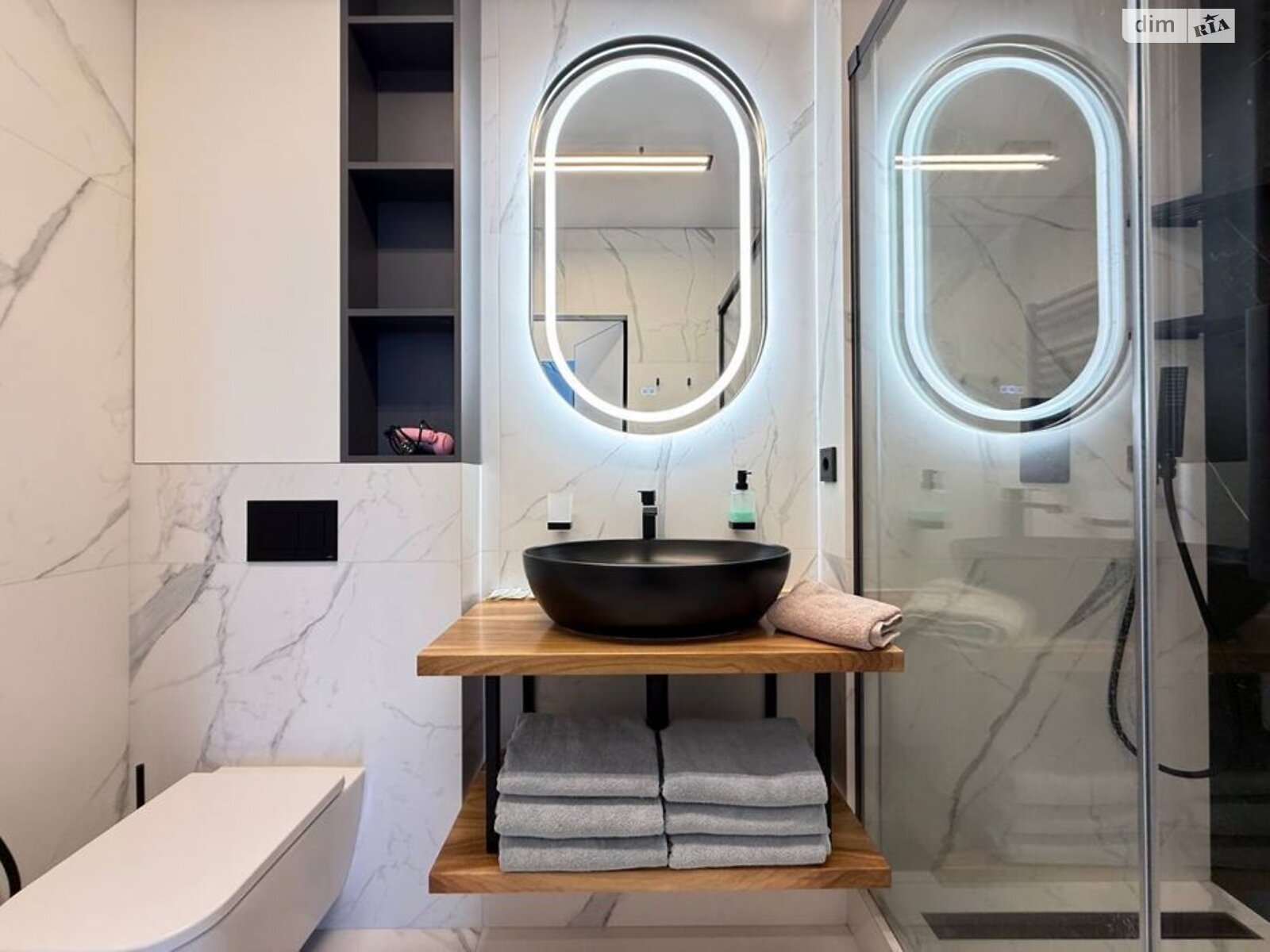 трикімнатна квартира в Одесі, район Приморський, на вул. Валерія Самофалова 16А/5 в довготривалу оренду помісячно фото 1