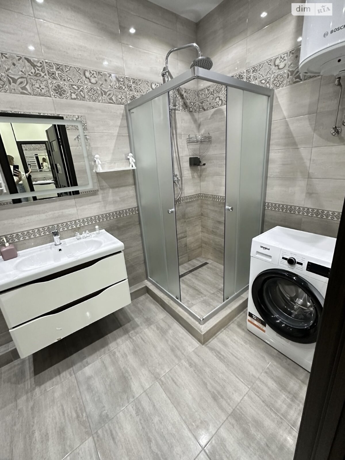 однокімнатна квартира в Одесі, район Приморський, на вул. Валерія Самофалова 16А/3 в довготривалу оренду помісячно фото 1 однокімнатна квартира в Одесі, район Приморський, на вул. Валерія Самофалова 16А/3 в довготривалу оренду помісячно фото 1