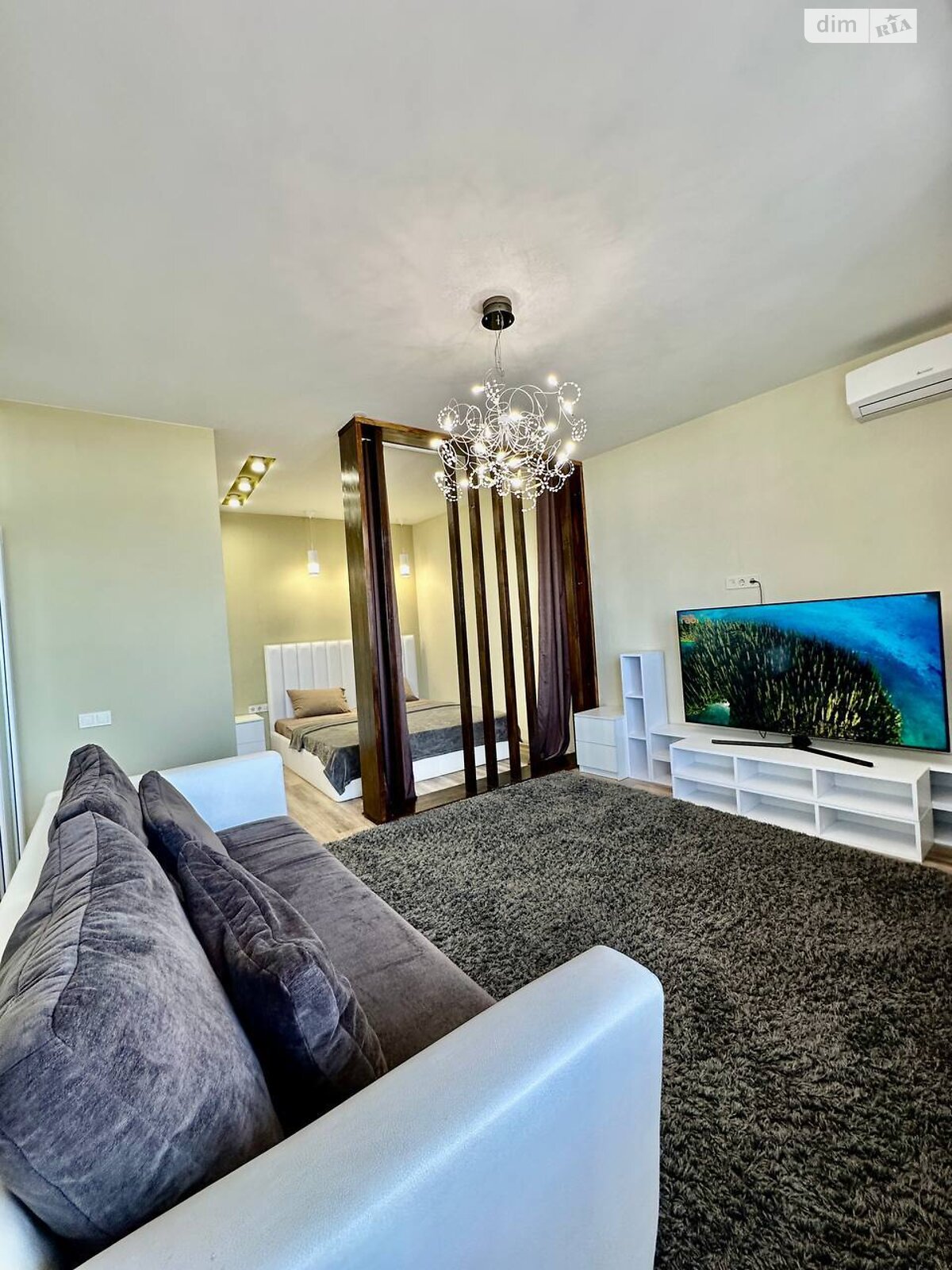 однокімнатна квартира з меблями в Одесі, район Приморський, на вул. Валерія Самофалова 16А/3, кв. 498 в довготривалу оренду помісячно фото 1 однокімнатна квартира з меблями в Одесі, район Приморський, на вул. Валерія Самофалова 16А/3, кв. 498 в довготривалу оренду помісячно фото 1