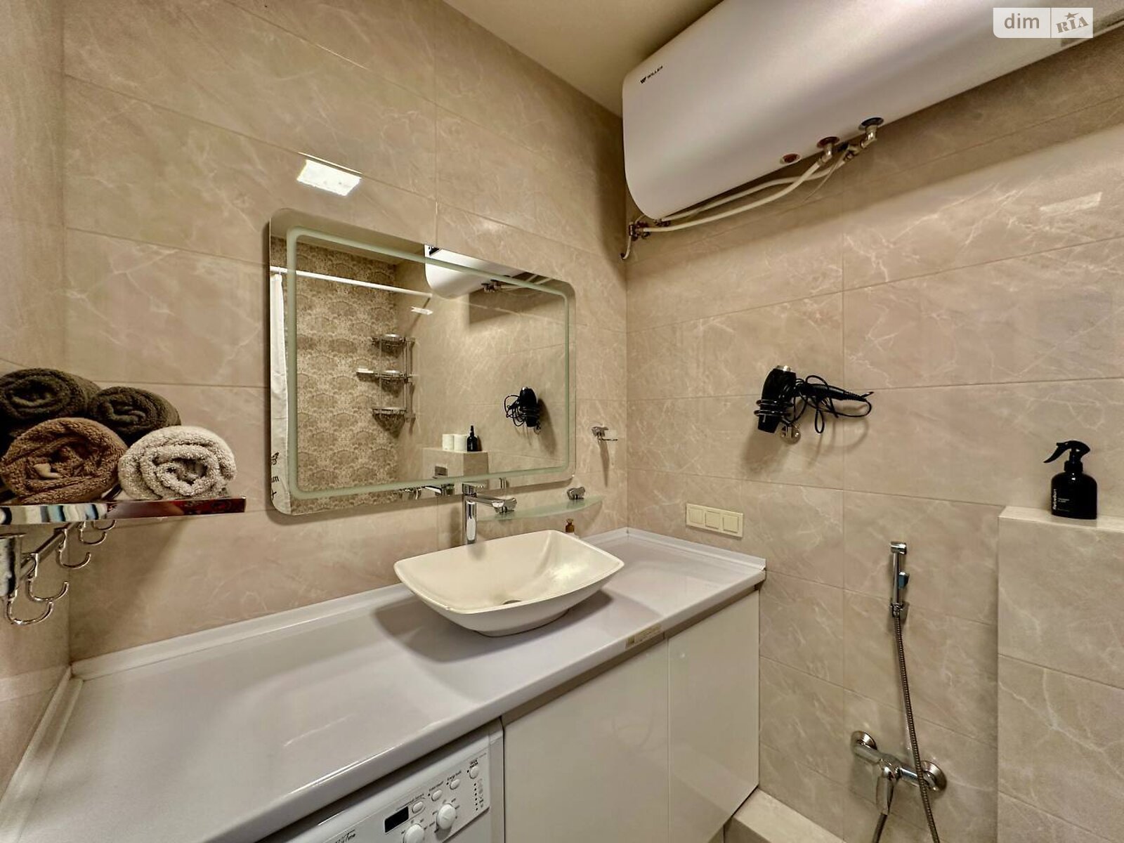 однокімнатна квартира з меблями в Одесі, район Приморський, на вул. Валерія Самофалова 16А/3, кв. 498 в довготривалу оренду помісячно фото 1 однокімнатна квартира з меблями в Одесі, район Приморський, на вул. Валерія Самофалова 16А/3, кв. 498 в довготривалу оренду помісячно фото 1