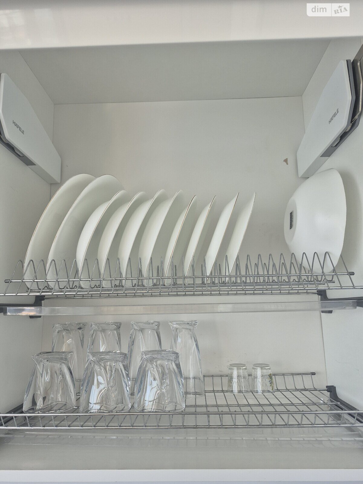 однокімнатна квартира з меблями в Одесі, район Приморський, на вул. Валерія Самофалова 16А/3, кв. 498 в довготривалу оренду помісячно фото 1 однокімнатна квартира з меблями в Одесі, район Приморський, на вул. Валерія Самофалова 16А/3, кв. 498 в довготривалу оренду помісячно фото 1