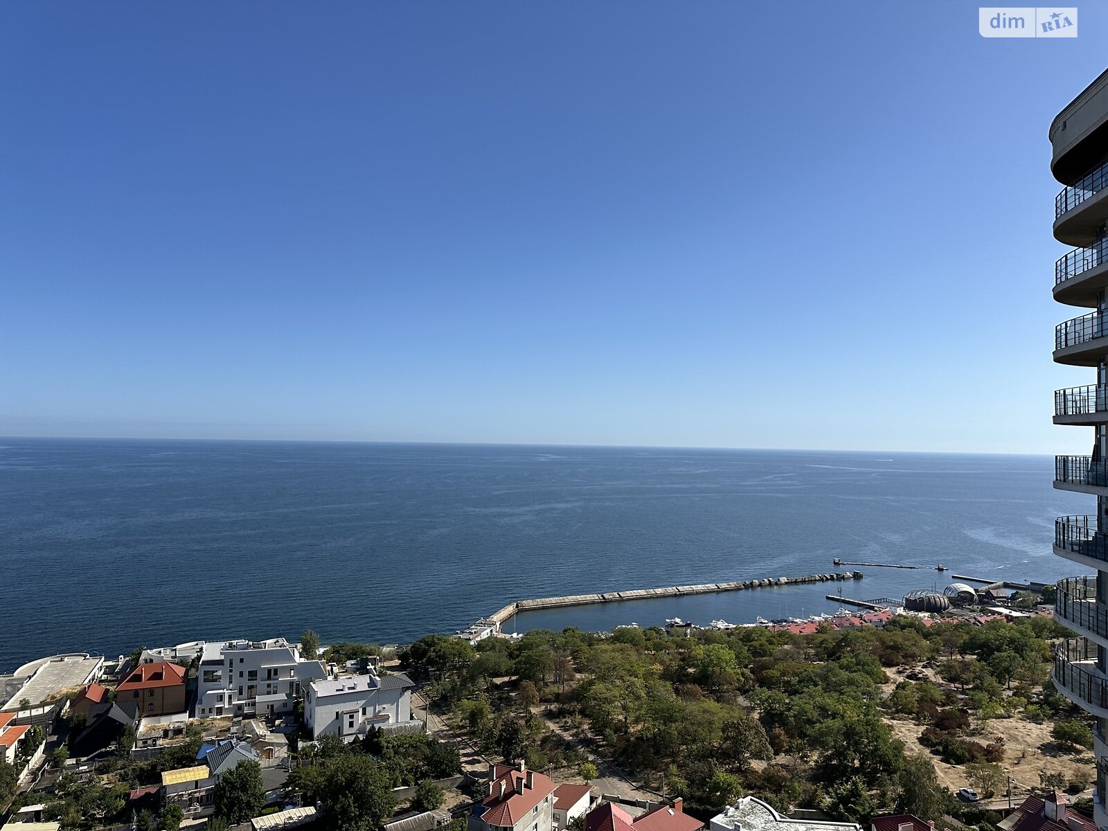 однокімнатна квартира в Одесі, район Приморський, на вул. Валерія Самофалова 16А/5 в довготривалу оренду помісячно фото 1