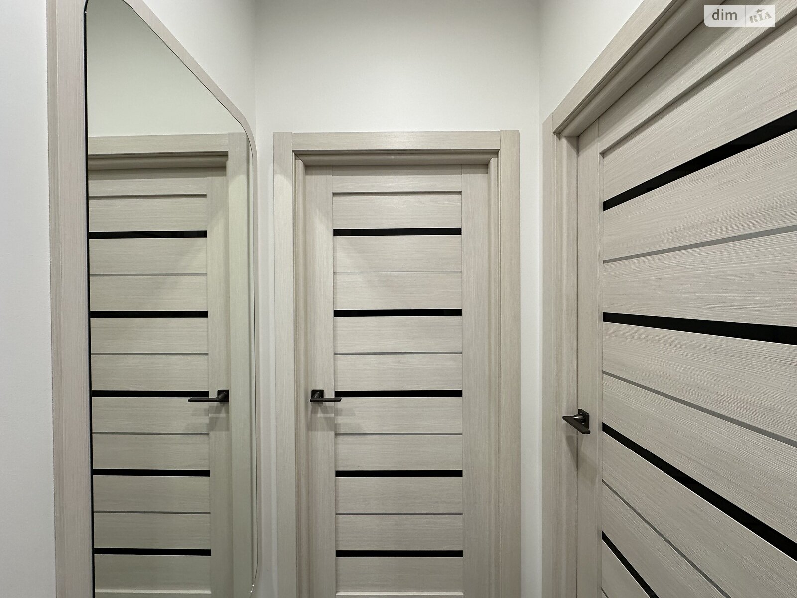 однокімнатна квартира в Одесі, район Приморський, на вул. Валерія Самофалова 16А/5 в довготривалу оренду помісячно фото 1