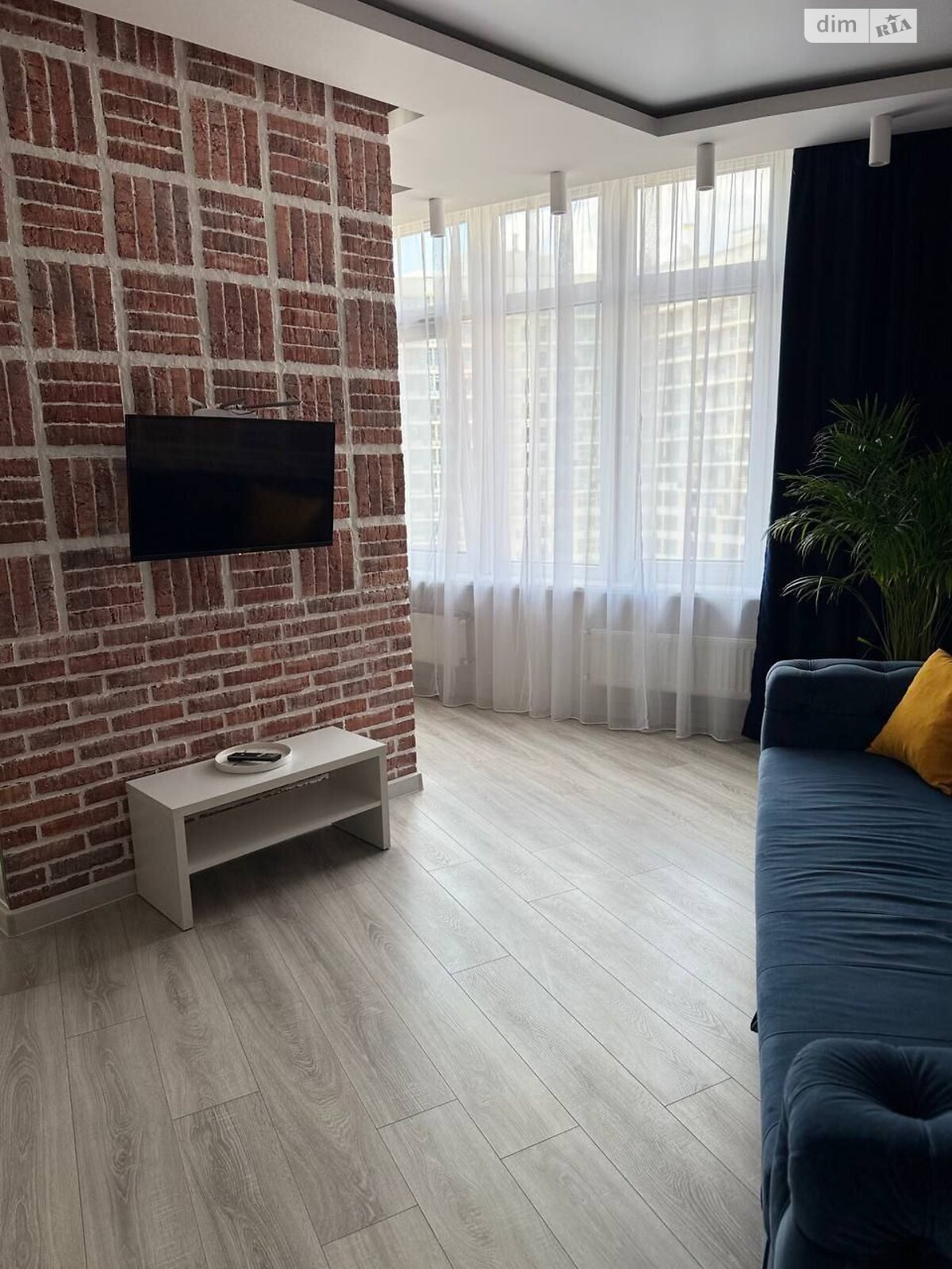 однокімнатна квартира в Одесі, район Приморський, на вул. Валерія Самофалова 16/5 в довготривалу оренду помісячно фото 1