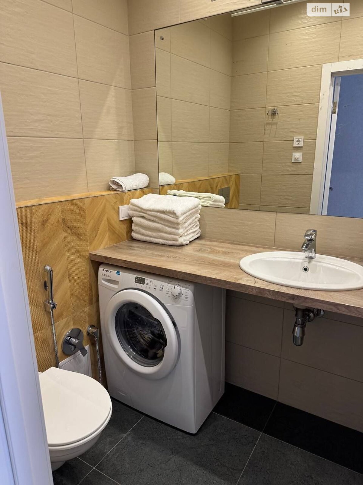 однокімнатна квартира в Одесі, район Приморський, на вул. Валерія Самофалова 16/5 в довготривалу оренду помісячно фото 1