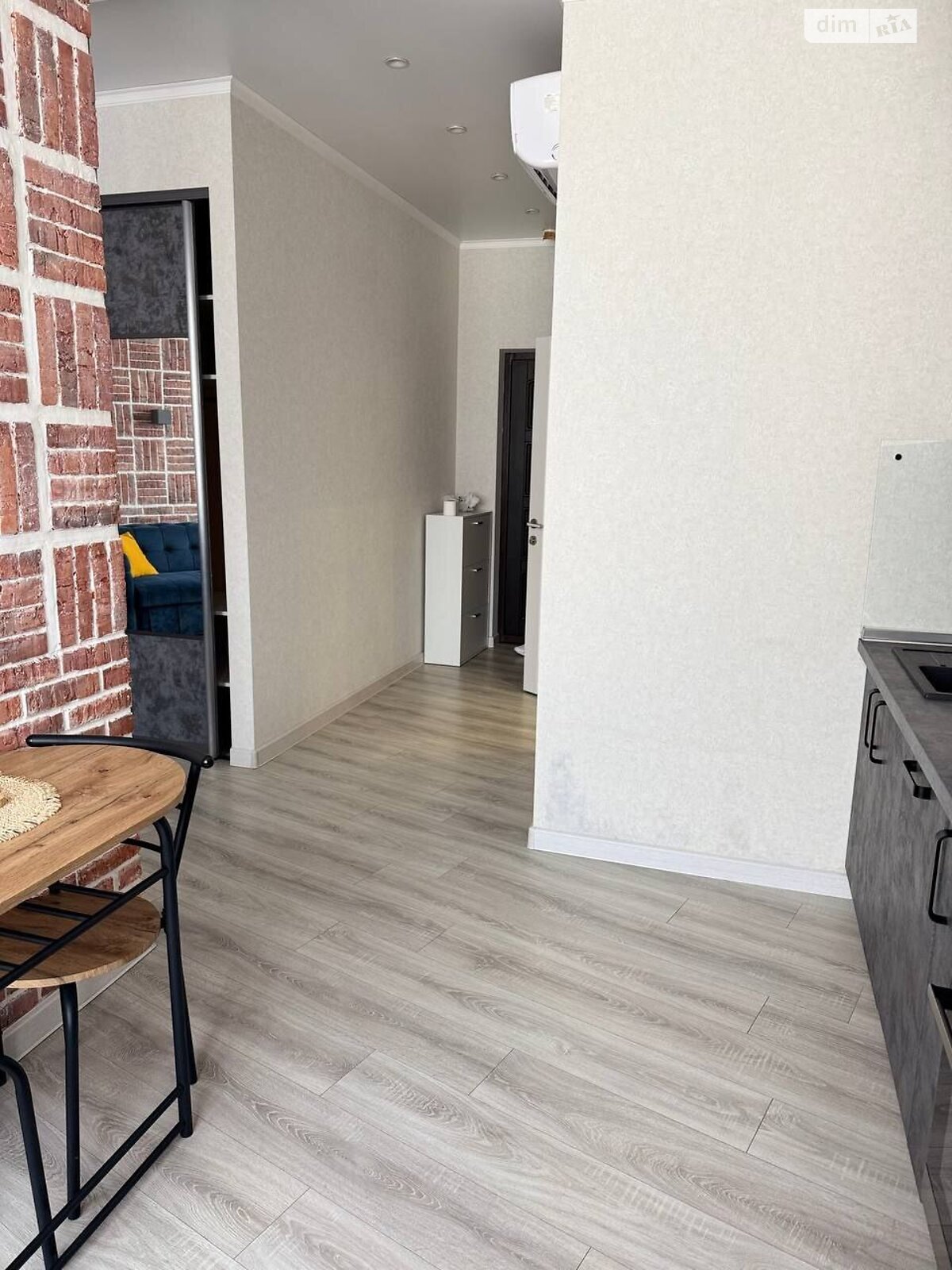 однокімнатна квартира в Одесі, район Приморський, на вул. Валерія Самофалова 16/5 в довготривалу оренду помісячно фото 1