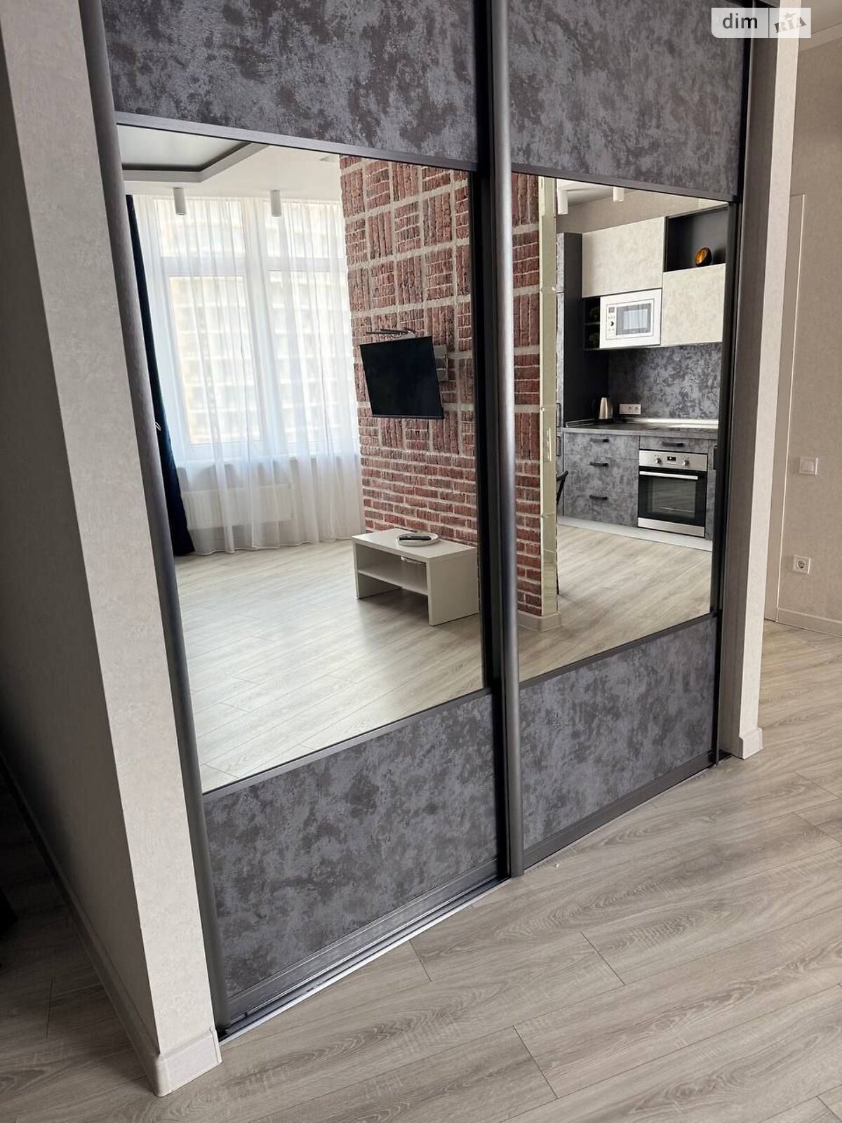 однокімнатна квартира в Одесі, район Приморський, на вул. Валерія Самофалова 16/5 в довготривалу оренду помісячно фото 1