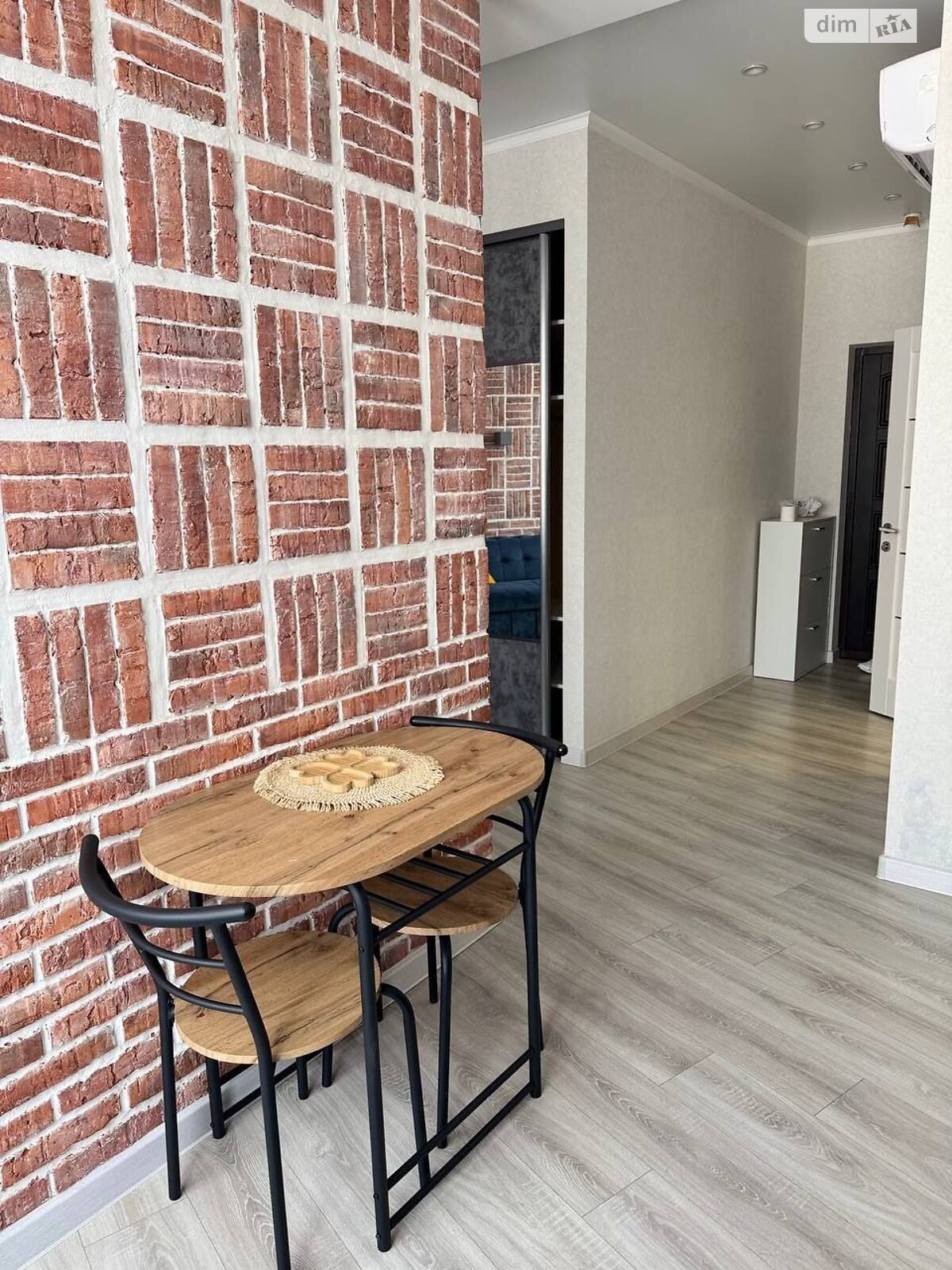 однокімнатна квартира в Одесі, район Приморський, на вул. Валерія Самофалова 16/5 в довготривалу оренду помісячно фото 1