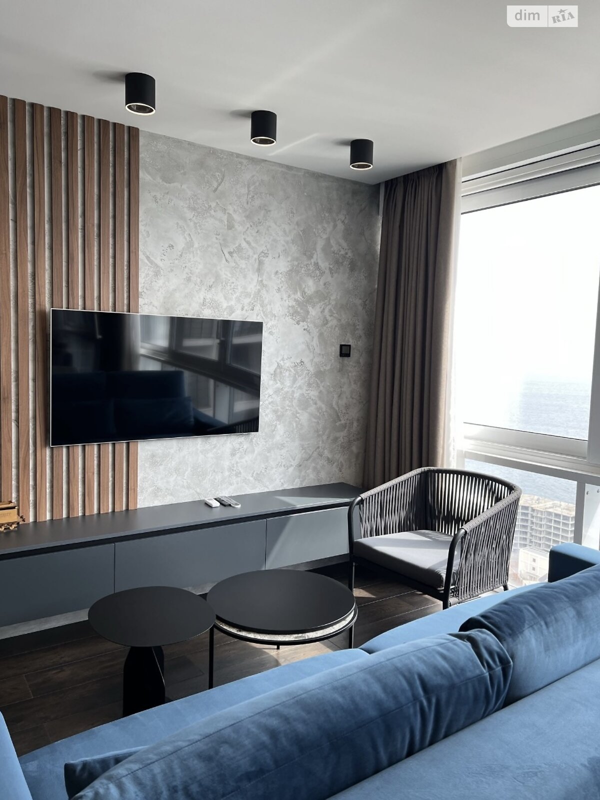 однокімнатна квартира в Одесі, район Приморський, на вул. Валерія Самофалова 16А/5 в довготривалу оренду помісячно фото 1