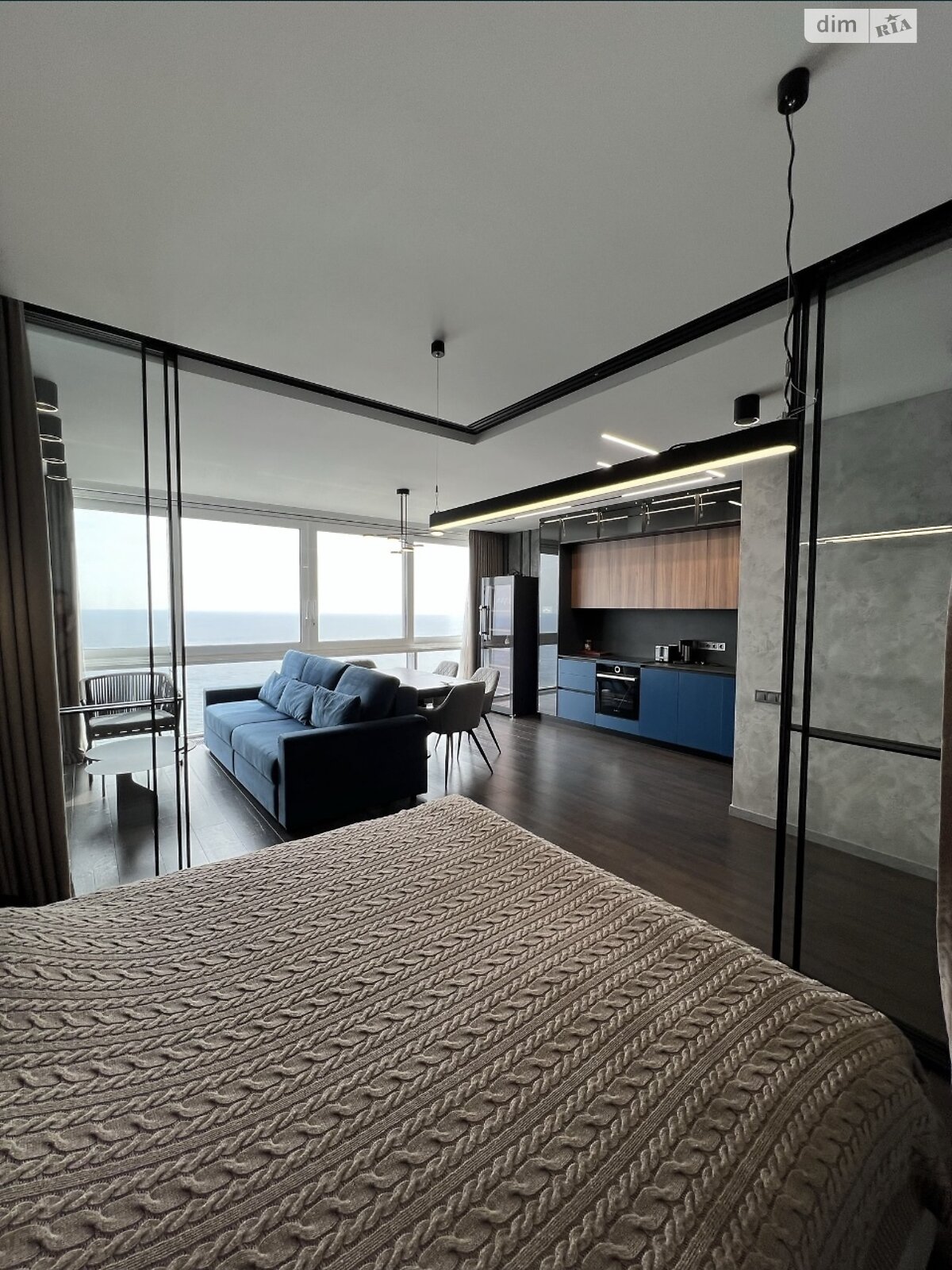 однокімнатна квартира в Одесі, район Приморський, на вул. Валерія Самофалова 16А/5 в довготривалу оренду помісячно фото 1