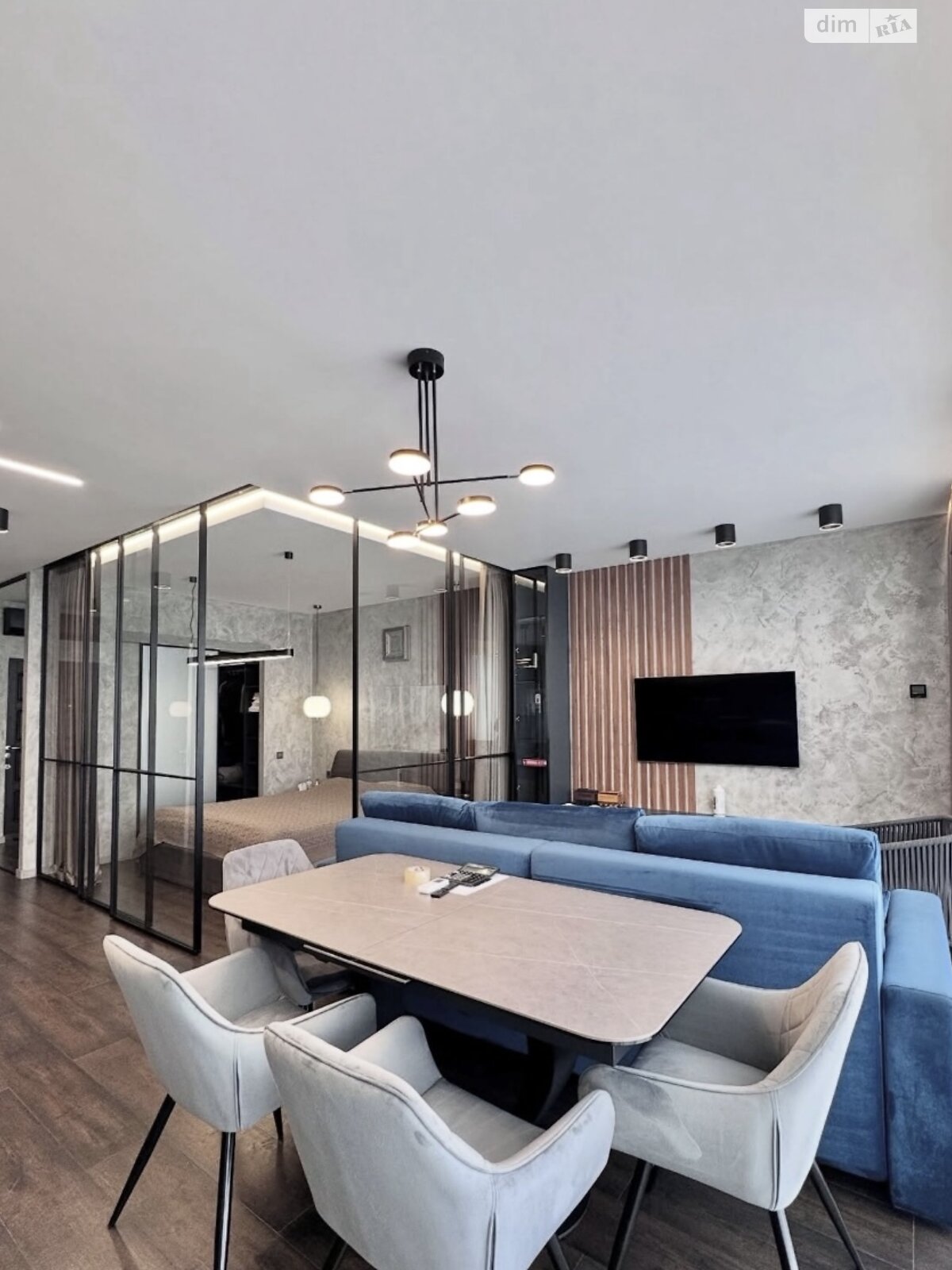 однокімнатна квартира в Одесі, район Приморський, на вул. Валерія Самофалова 16А/5 в довготривалу оренду помісячно фото 1