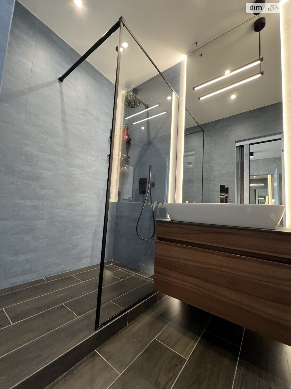 однокімнатна квартира в Одесі, район Приморський, на вул. Валерія Самофалова 16А/5 в довготривалу оренду помісячно фото 1