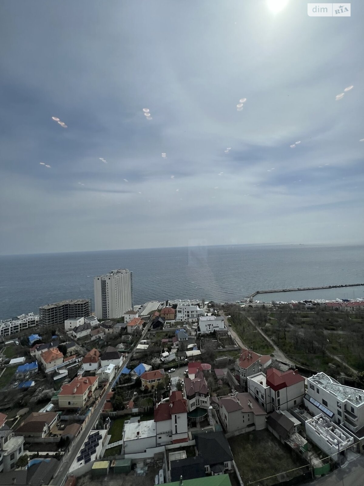 однокімнатна квартира в Одесі, район Приморський, на вул. Валерія Самофалова 16А/5 в довготривалу оренду помісячно фото 1