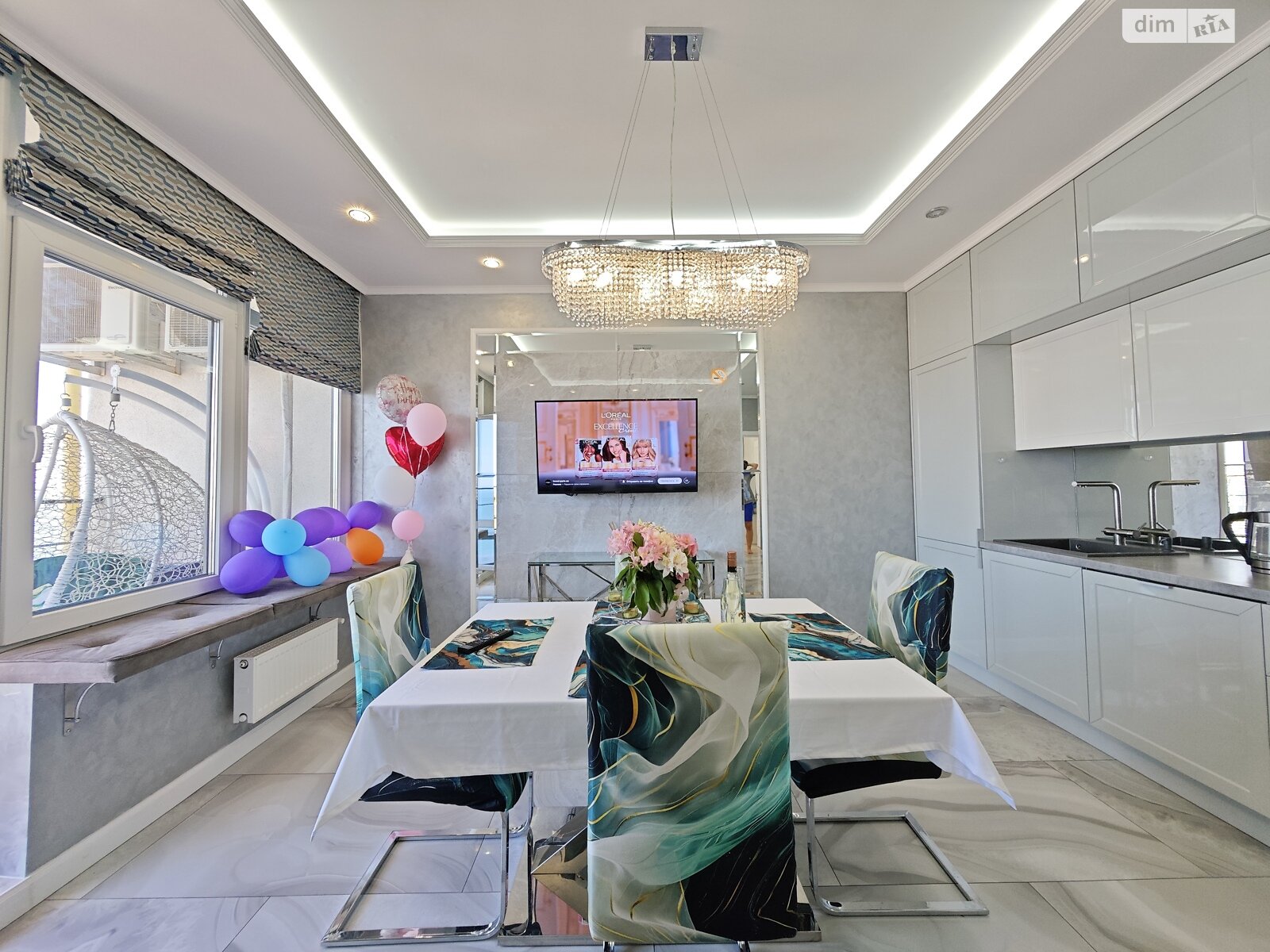 трикімнатна квартира в Одесі, район Приморський, на вул. Валерія Самофалова 16А/5 в довготривалу оренду помісячно фото 1