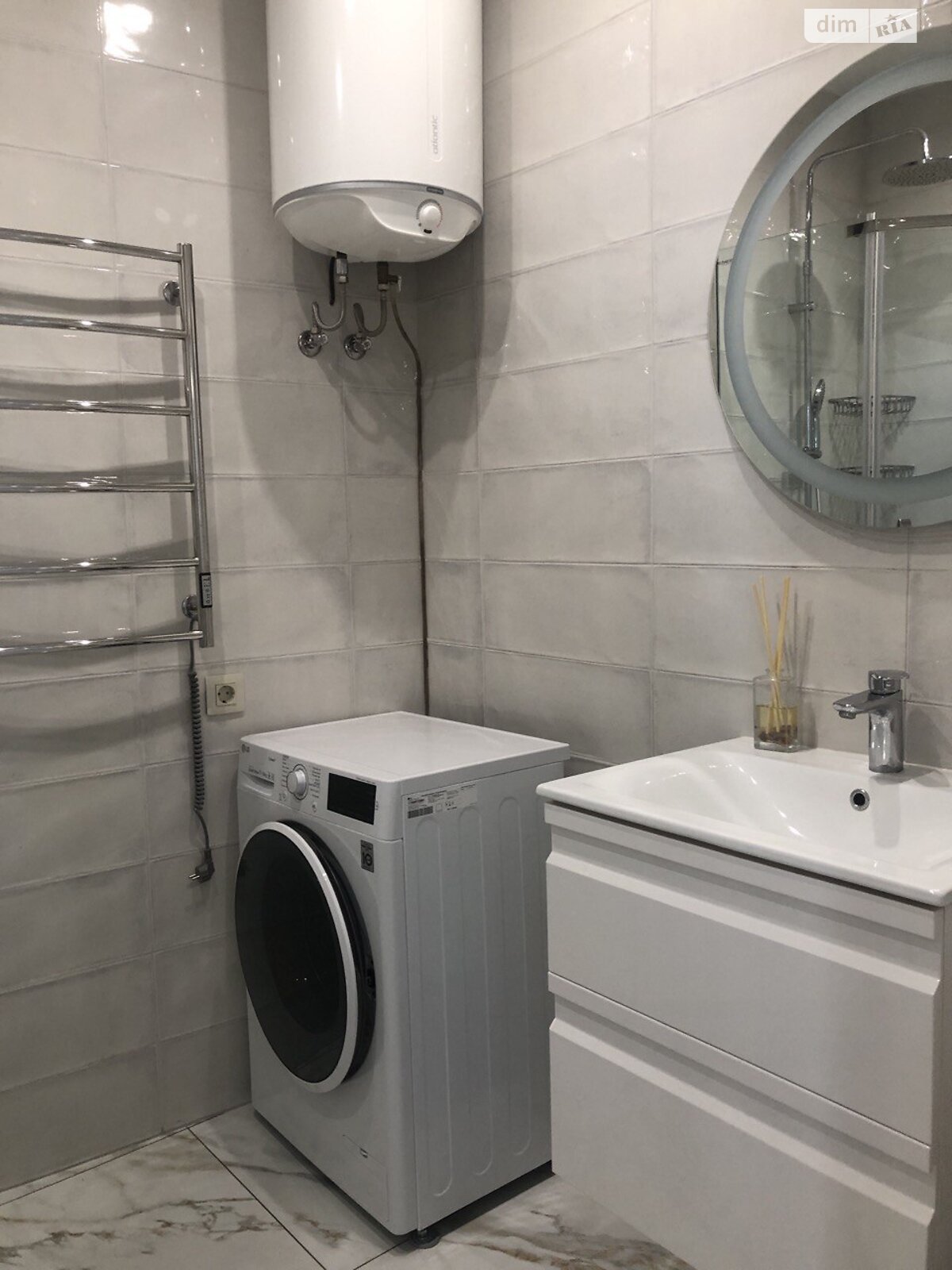 однокімнатна квартира в Одесі, район Приморський, на вул. Валерія Самофалова 16А/4 в довготривалу оренду помісячно фото 1 однокімнатна квартира в Одесі, район Приморський, на вул. Валерія Самофалова 16А/4 в довготривалу оренду помісячно фото 1