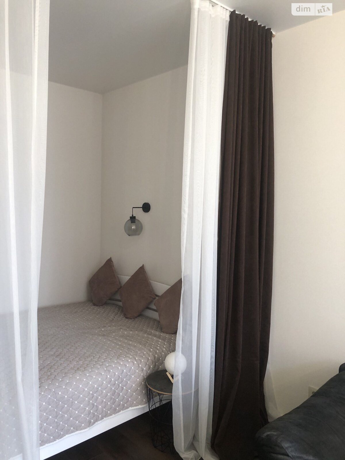 однокімнатна квартира в Одесі, район Приморський, на вул. Валерія Самофалова 16А/4 в довготривалу оренду помісячно фото 1 однокімнатна квартира в Одесі, район Приморський, на вул. Валерія Самофалова 16А/4 в довготривалу оренду помісячно фото 1