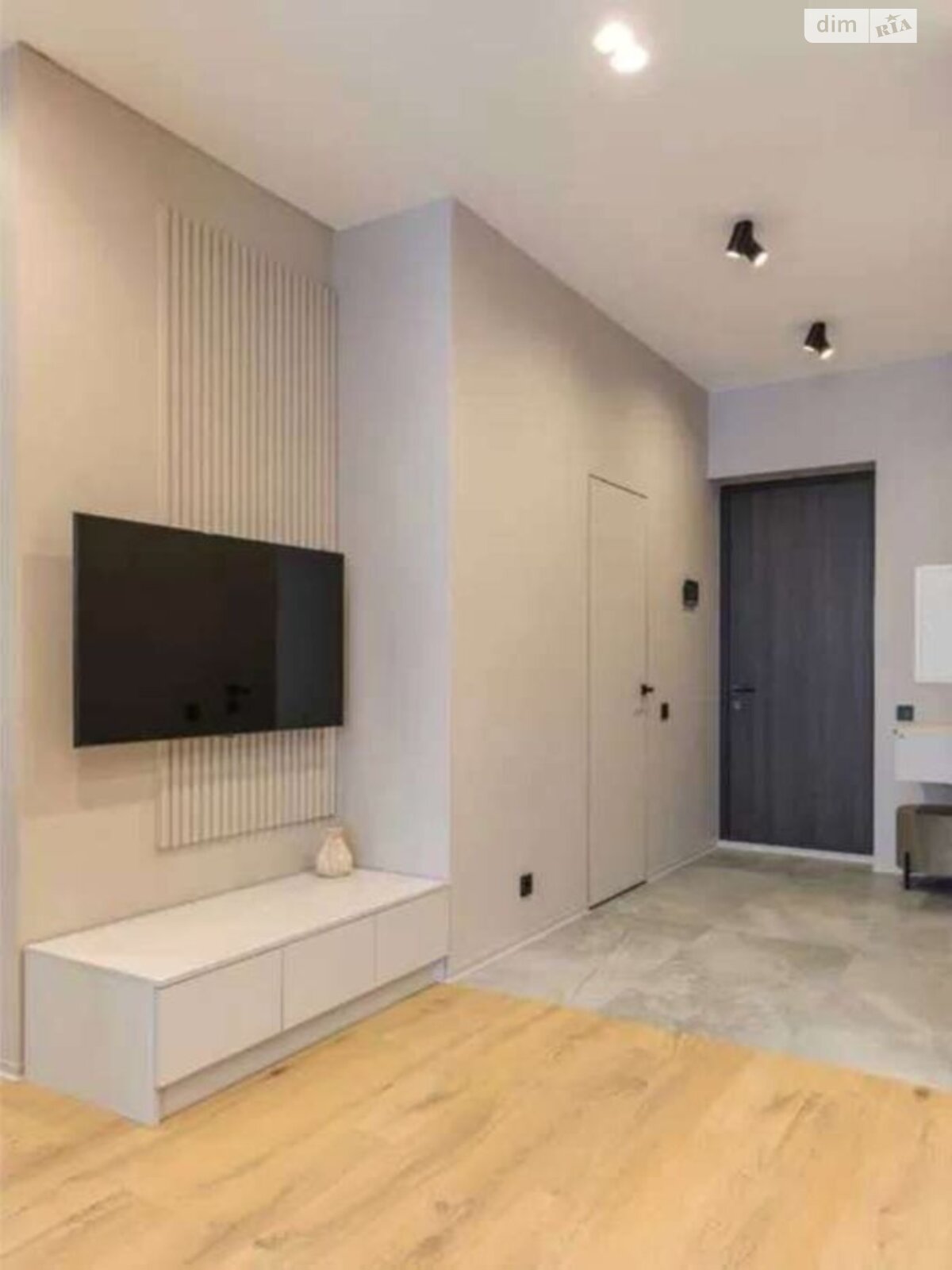 однокомнатная квартира в Одессе, район Приморский, на ул. Валерия Самофалова 16А/1 в аренду на долгий срок помесячно фото 1 однокомнатная квартира в Одессе, район Приморский, на ул. Валерия Самофалова 16А/1 в аренду на долгий срок помесячно фото 1