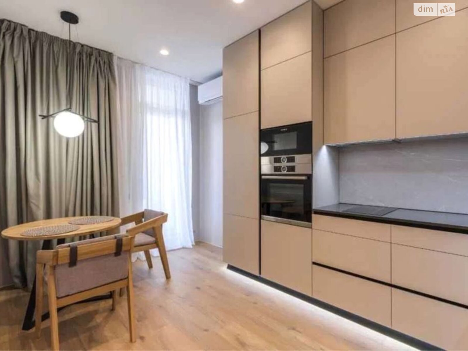 однокомнатная квартира в Одессе, район Приморский, на ул. Валерия Самофалова 16А/1 в аренду на долгий срок помесячно фото 1 однокомнатная квартира в Одессе, район Приморский, на ул. Валерия Самофалова 16А/1 в аренду на долгий срок помесячно фото 1