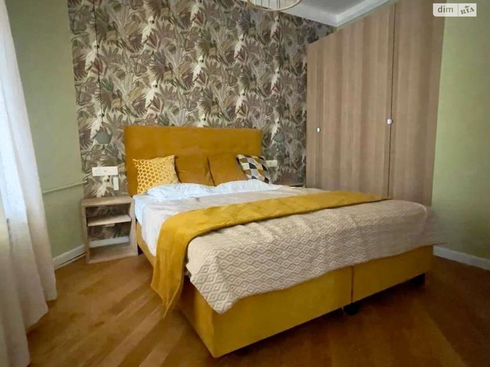 трехкомнатная квартира в Одессе, район Приморский, на ул. Валерия Самофалова 16А/3 в аренду на долгий срок помесячно фото 1 трехкомнатная квартира в Одессе, район Приморский, на ул. Валерия Самофалова 16А/3 в аренду на долгий срок помесячно фото 1