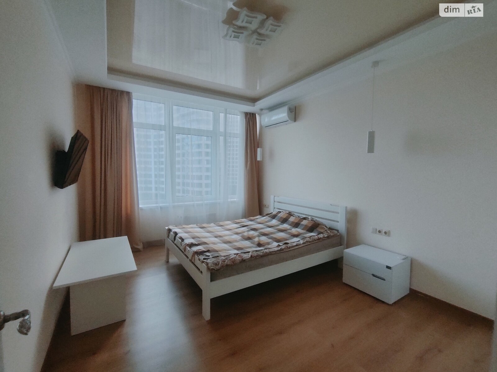 однокомнатная квартира в Одессе, район Приморский, на ул. Валерия Самофалова 16А/5 в аренду на долгий срок помесячно фото 1 однокомнатная квартира в Одессе, район Приморский, на ул. Валерия Самофалова 16А/5 в аренду на долгий срок помесячно фото 1