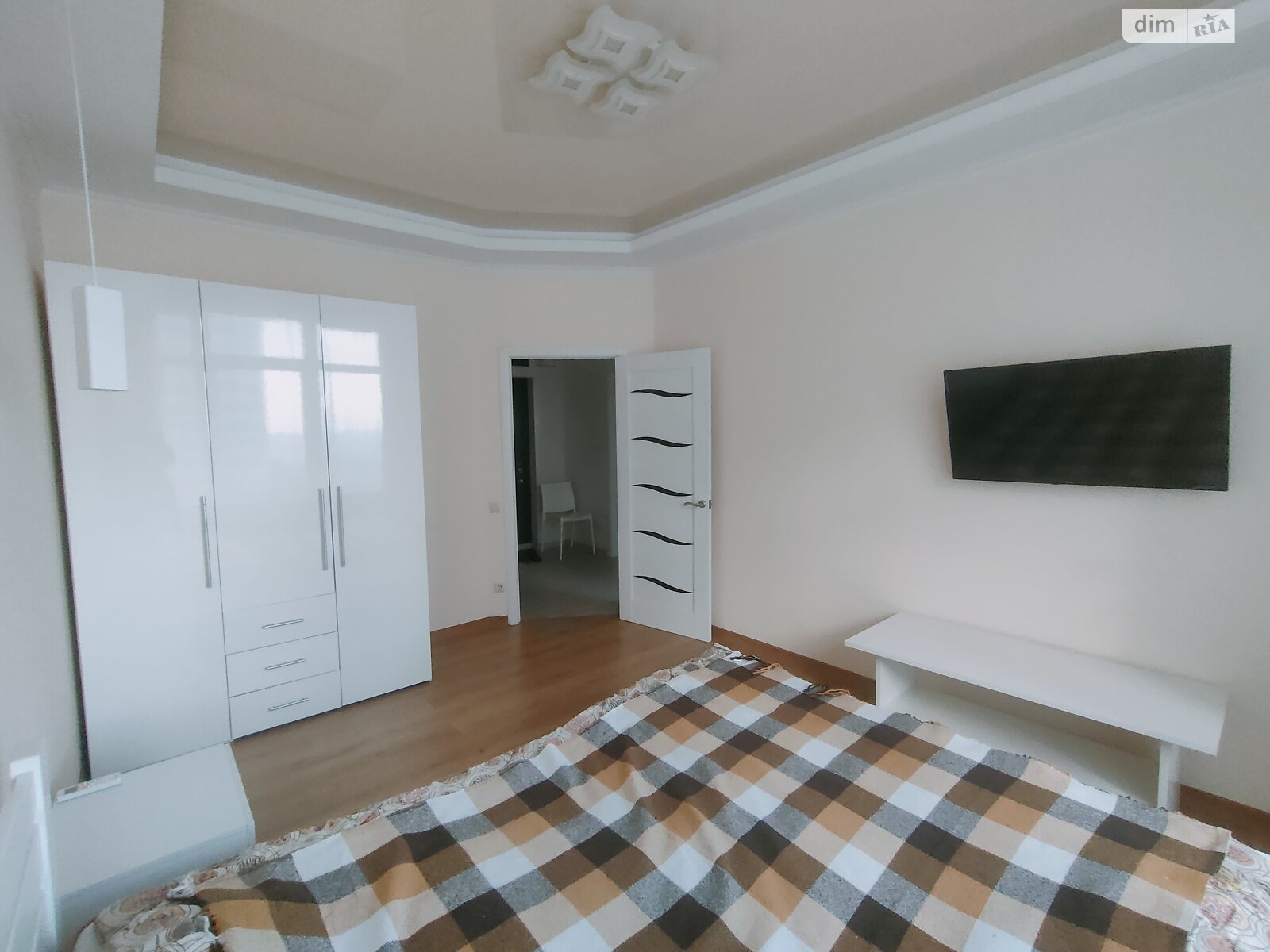 однокомнатная квартира в Одессе, район Приморский, на ул. Валерия Самофалова 16А/5 в аренду на долгий срок помесячно фото 1 однокомнатная квартира в Одессе, район Приморский, на ул. Валерия Самофалова 16А/5 в аренду на долгий срок помесячно фото 1