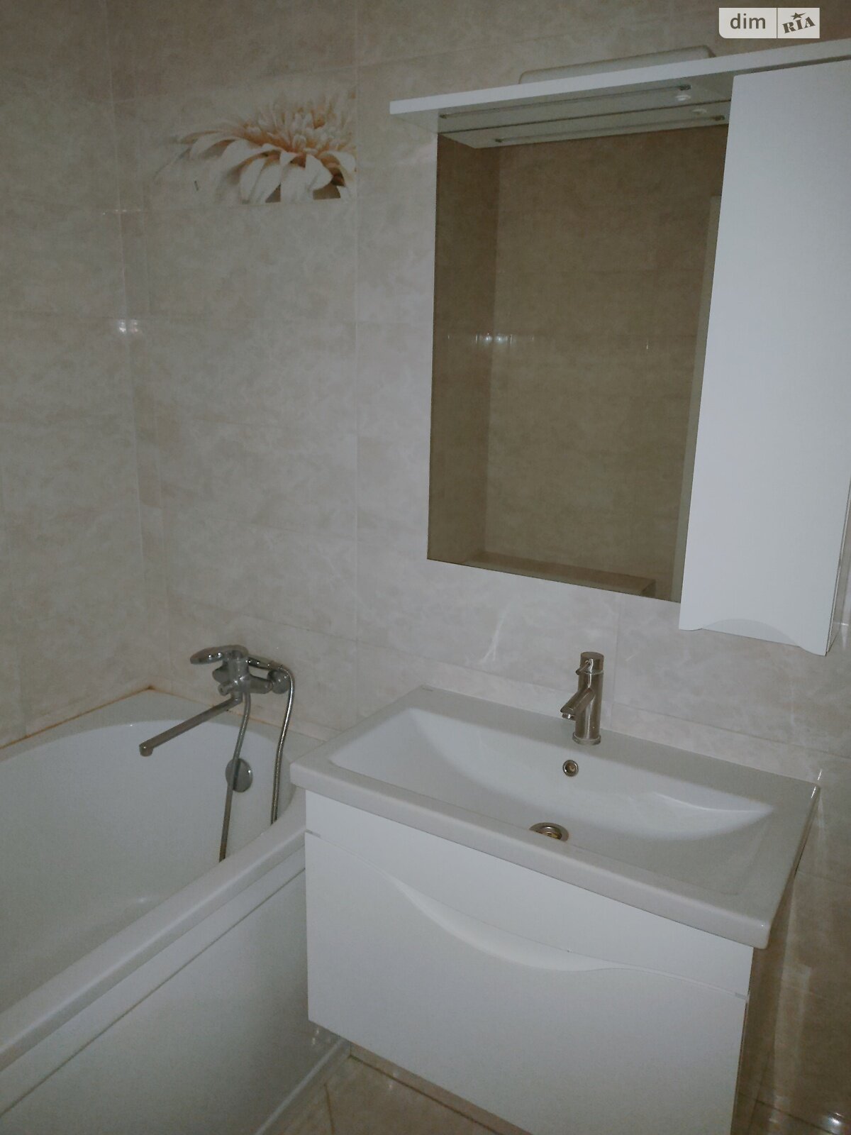 однокомнатная квартира в Одессе, район Приморский, на ул. Валерия Самофалова 16А/5 в аренду на долгий срок помесячно фото 1 однокомнатная квартира в Одессе, район Приморский, на ул. Валерия Самофалова 16А/5 в аренду на долгий срок помесячно фото 1