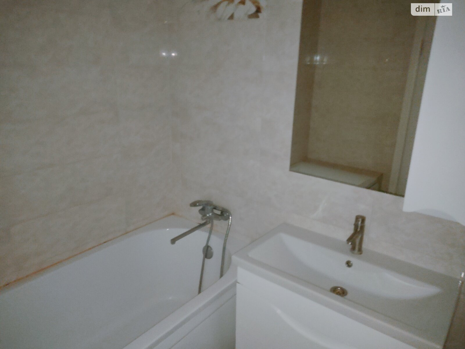 однокомнатная квартира в Одессе, район Приморский, на ул. Валерия Самофалова 16А/5 в аренду на долгий срок помесячно фото 1 однокомнатная квартира в Одессе, район Приморский, на ул. Валерия Самофалова 16А/5 в аренду на долгий срок помесячно фото 1