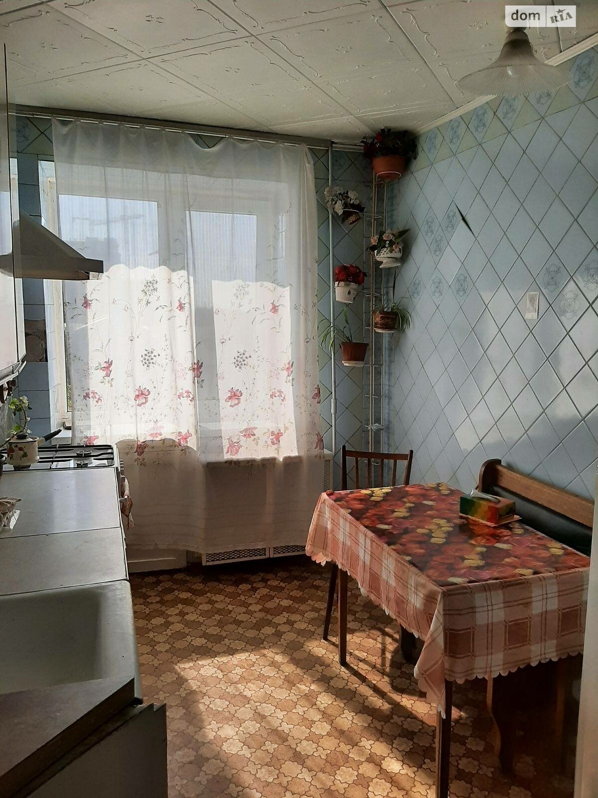 трикімнатна квартира з меблями в Одесі, район Приморський, на дорога Фонтанская в довготривалу оренду помісячно фото 1