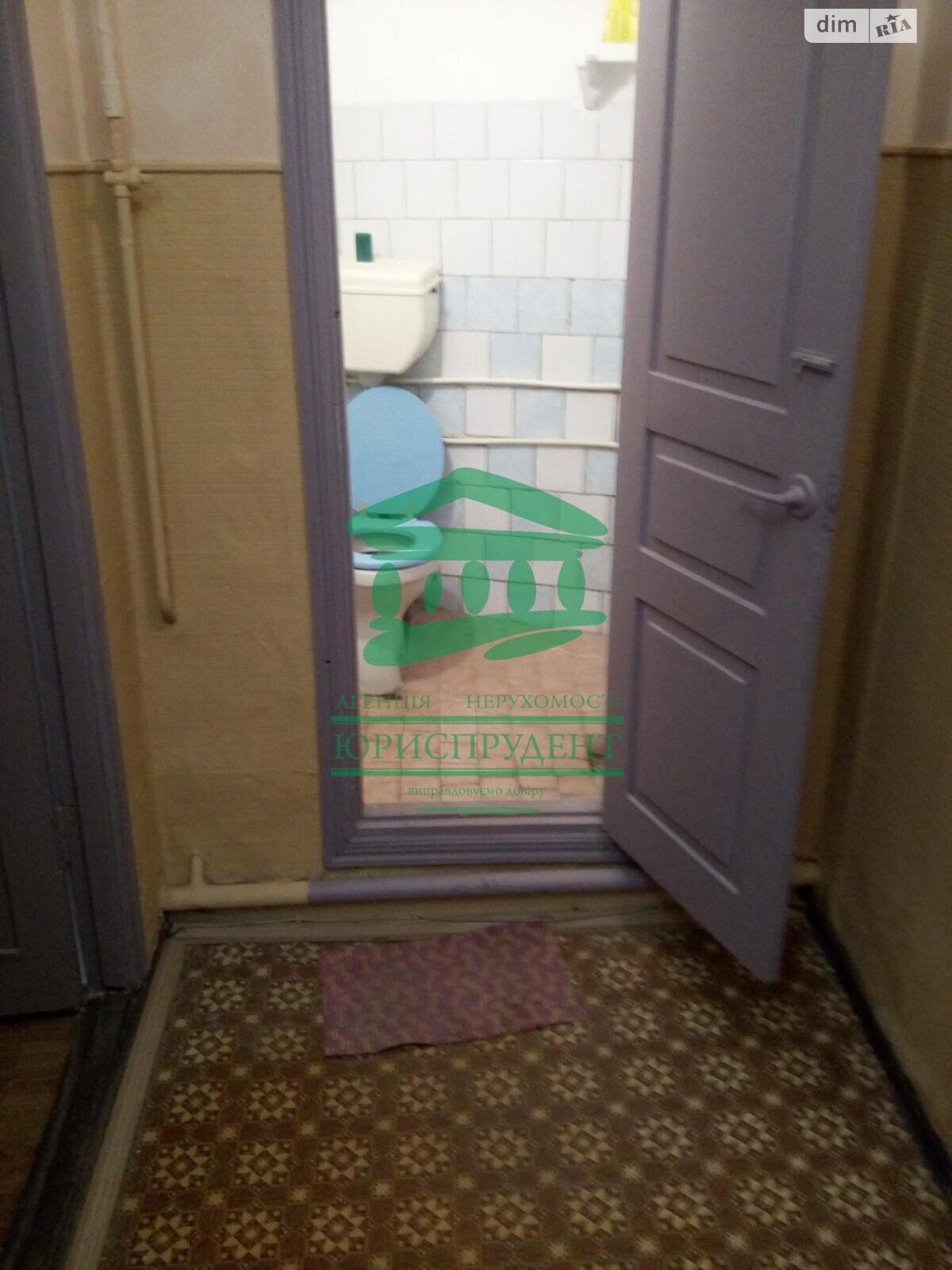 трехкомнатная квартира в Одессе, район Приморский, на ул. Веры Инбер в аренду на долгий срок помесячно фото 1