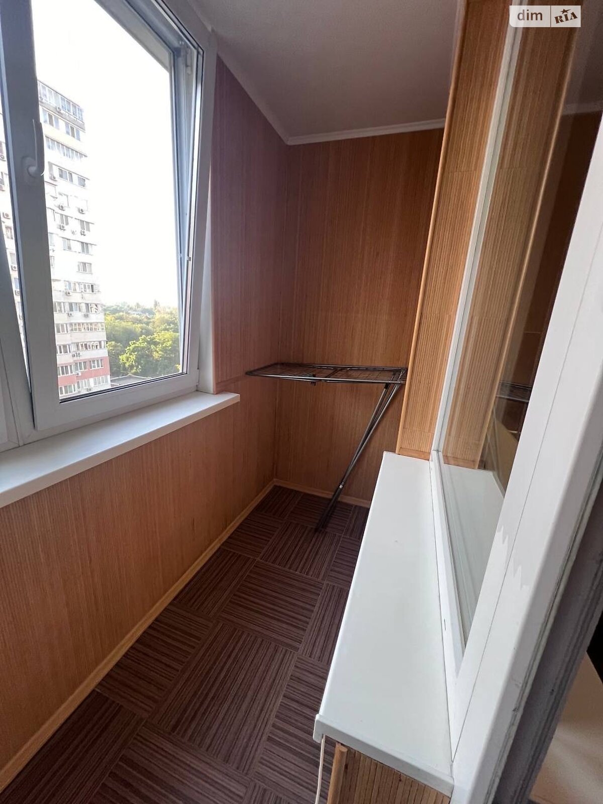 однокомнатная квартира в Одессе, на мас. Радужный 15/3 в аренду на долгий срок помесячно фото 1