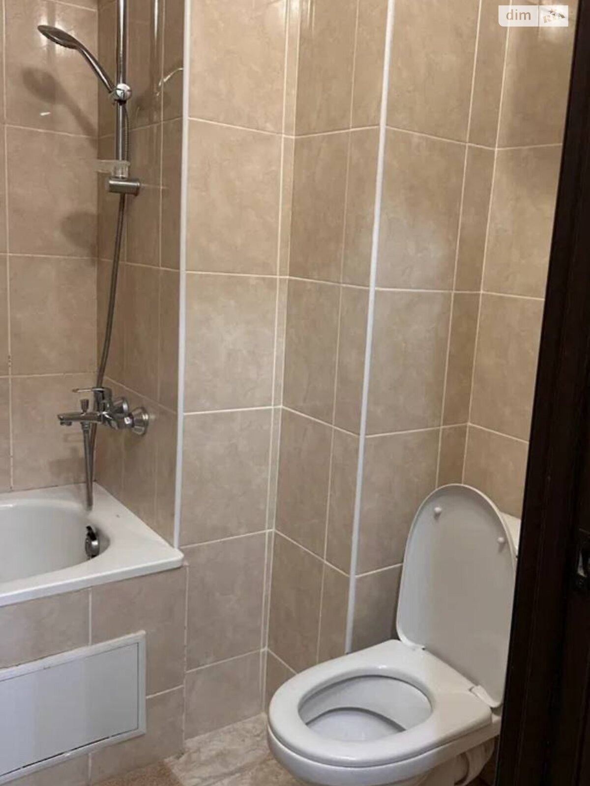 однокомнатная квартира в Одессе, на мас. Радужный 16 в аренду на долгий срок помесячно фото 1