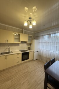 однокімнатна квартира з ремонтом в Одесі, район Сахалінчик, на вул. Басейна 6А в довготривалу оренду помісячно фото 2