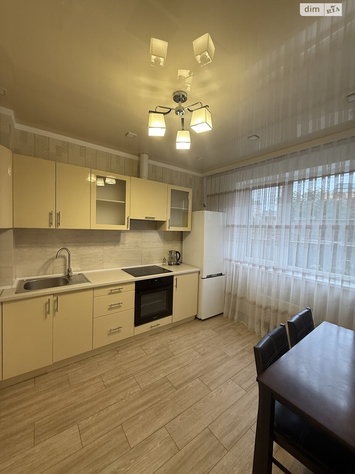 однокімнатна квартира з ремонтом в Одесі, район Сахалінчик, на вул. Басейна 6А в довготривалу оренду помісячно фото 1