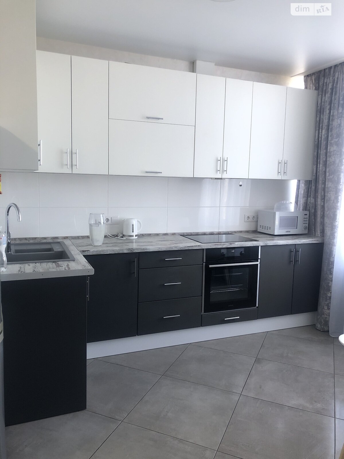 однокомнатная квартира в Одессе, район Сахалинчик, на ул. Бассейная 6А в аренду на долгий срок помесячно фото 1