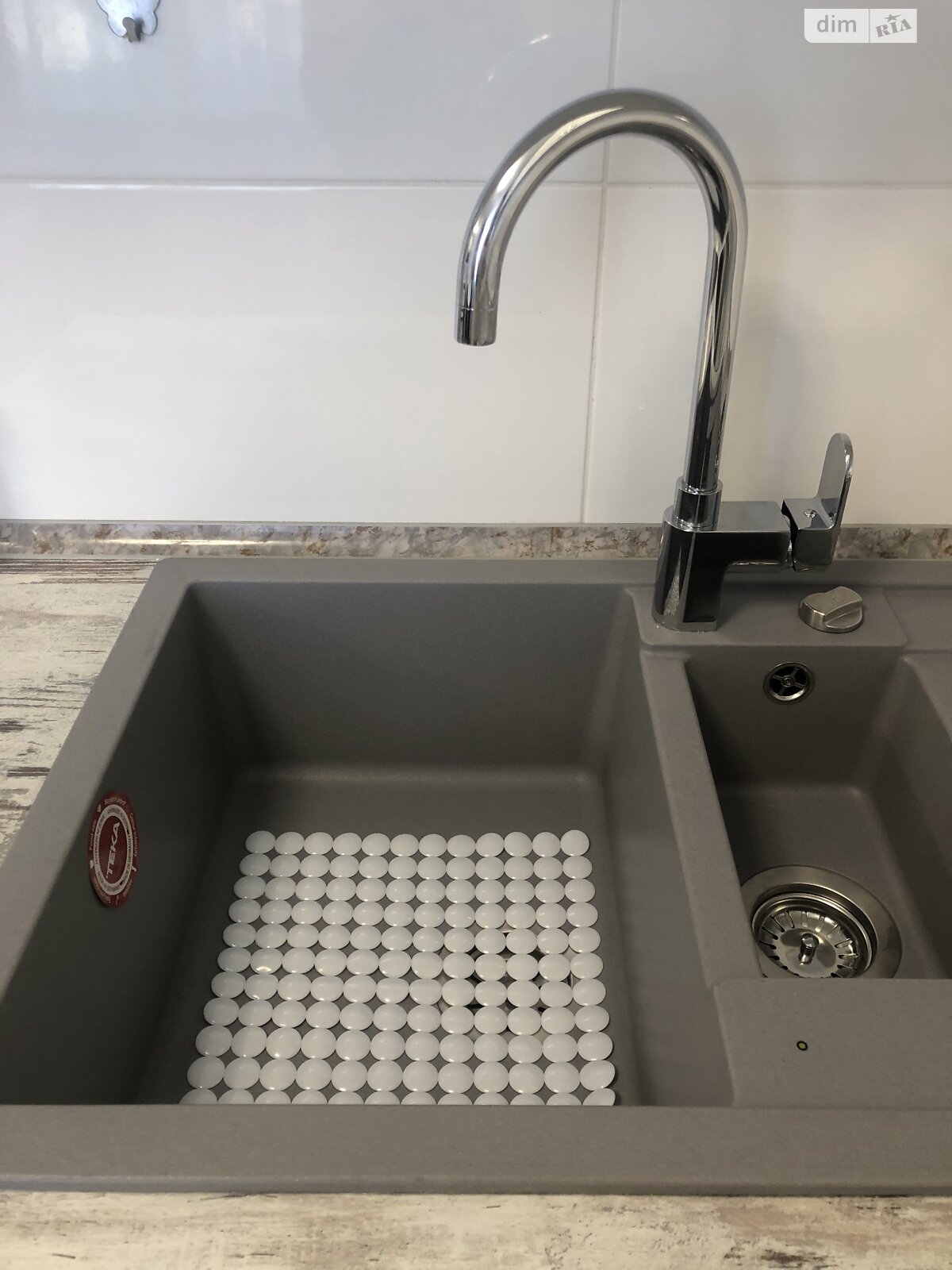 однокомнатная квартира в Одессе, район Сахалинчик, на ул. Бассейная 6А в аренду на долгий срок помесячно фото 1