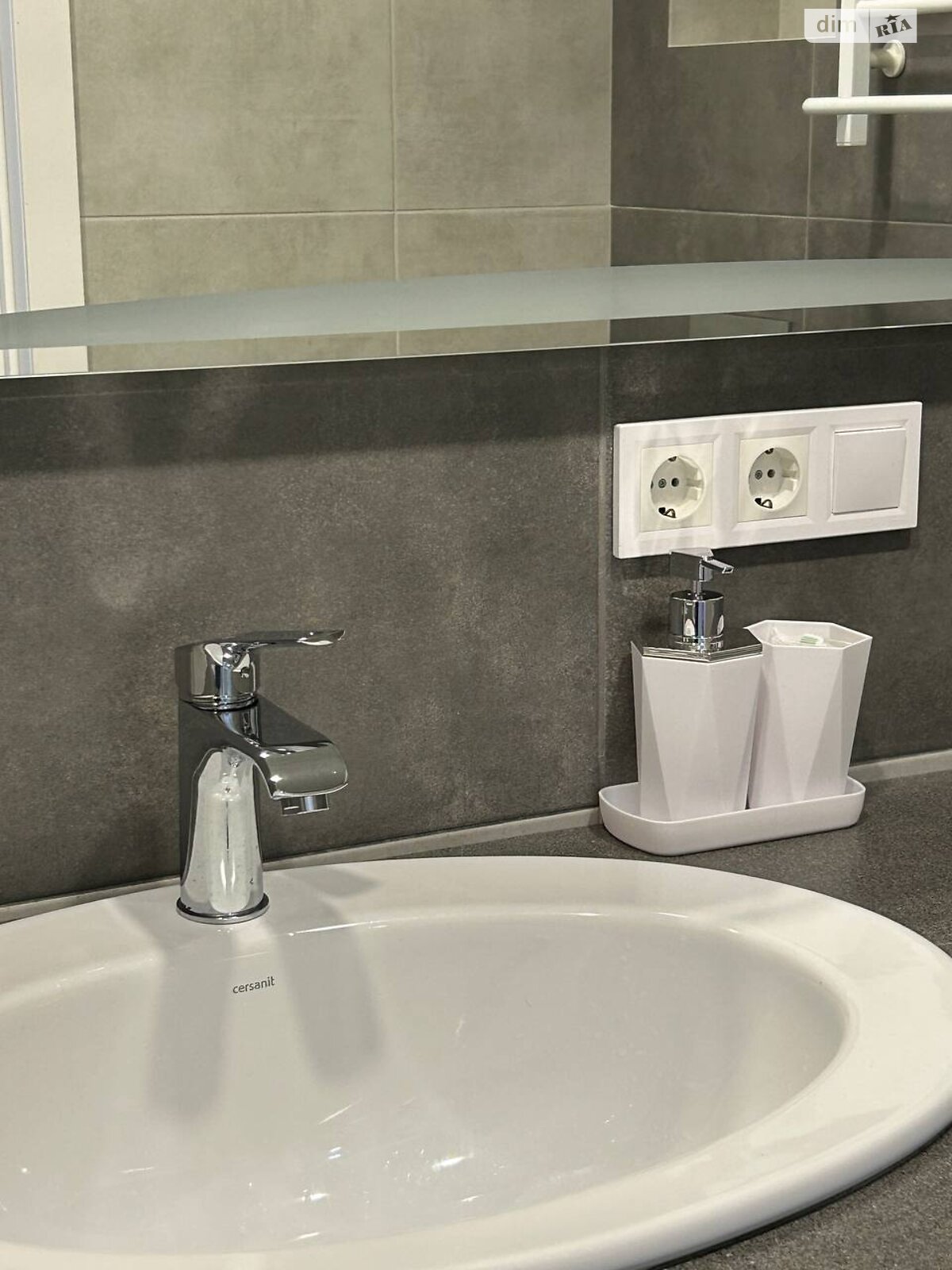 однокомнатная квартира в Одессе, район Сахалинчик, на ул. Бассейная 6А в аренду на долгий срок помесячно фото 1