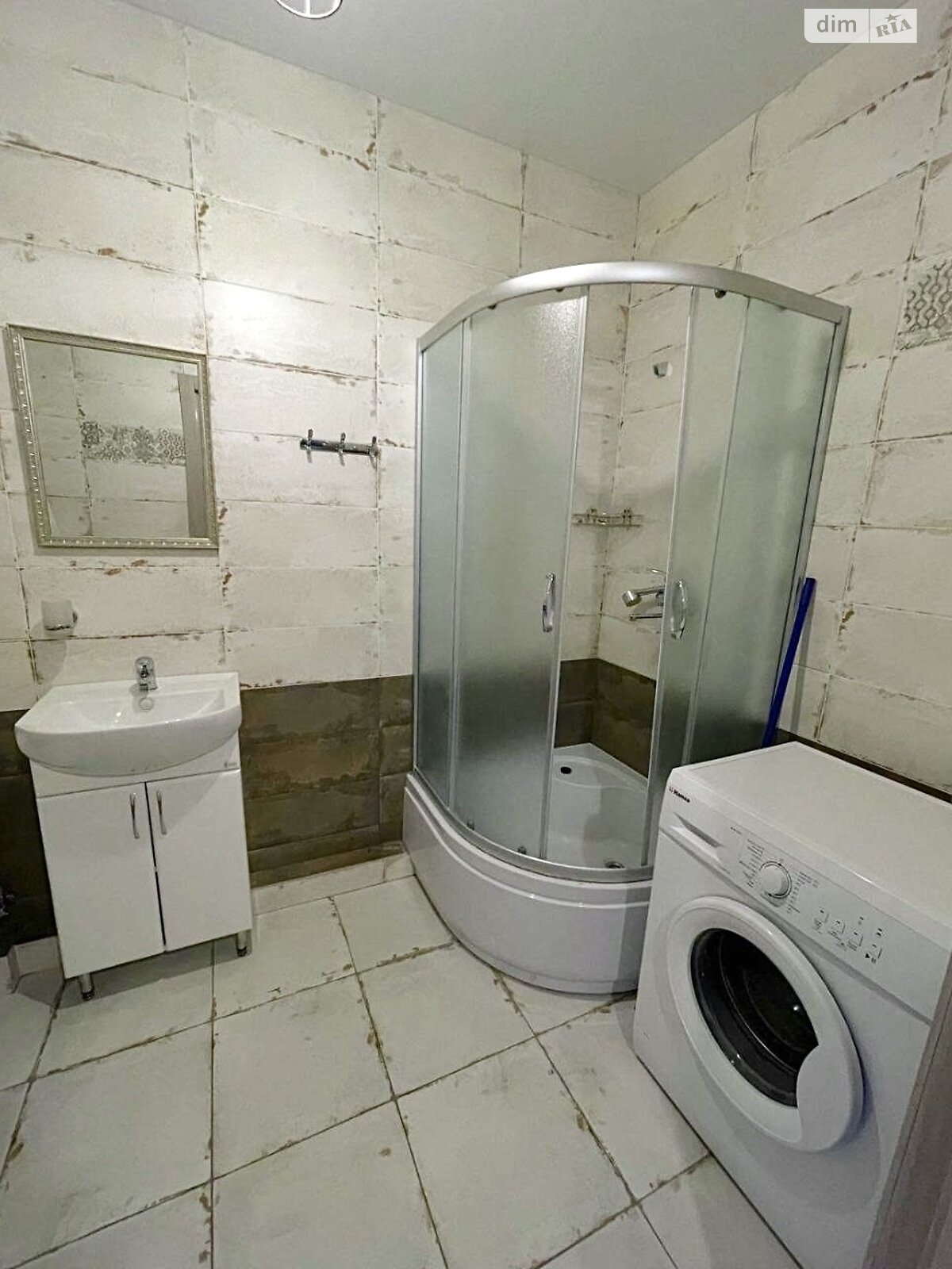 однокімнатна квартира в Одесі, район Сахалінчик, на вул. Басейна 6А в довготривалу оренду помісячно фото 1