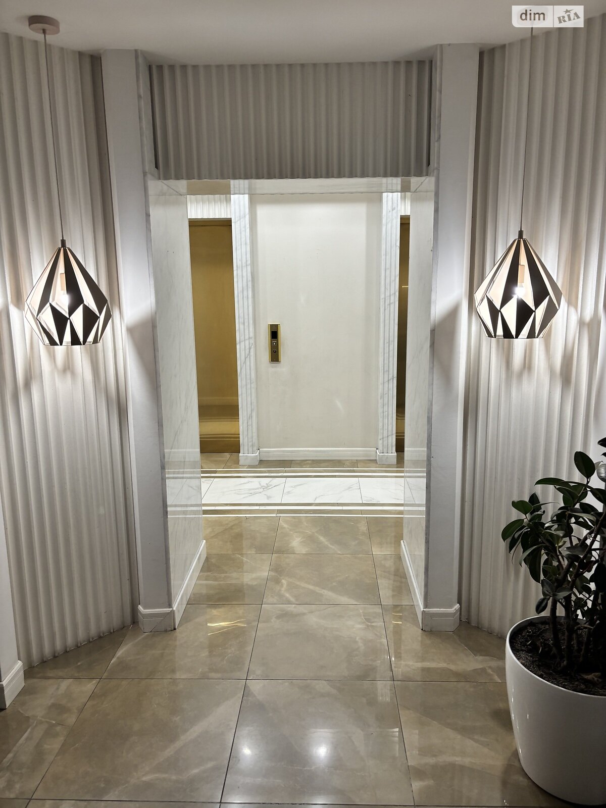 однокімнатна квартира в Одесі, район Сахалінчик, на вул. Басейна в довготривалу оренду помісячно фото 1