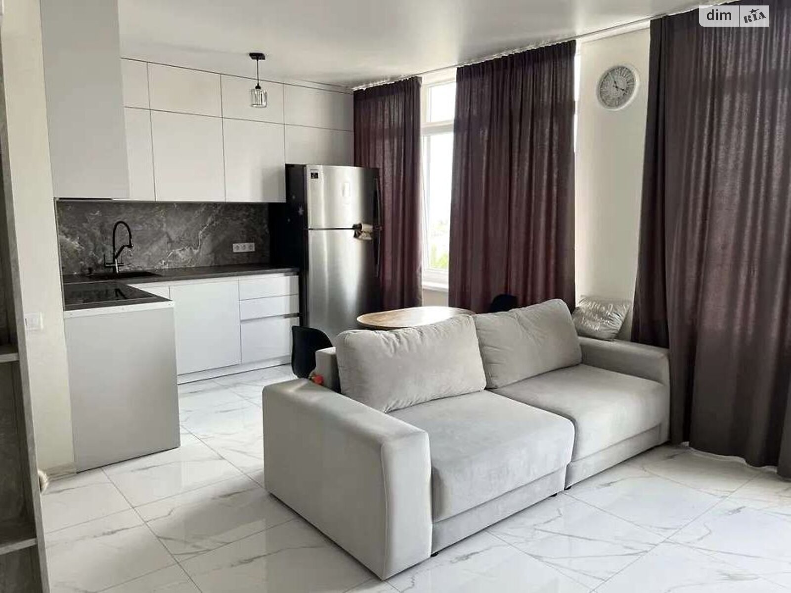 однокімнатна квартира в Одесі, район Сахалінчик, на вул. Басейна 16 в довготривалу оренду помісячно фото 1